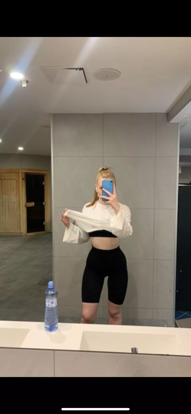 Just started working out! I'm a Ukrainian uni student, trying to make my ass even fatter than it already is. Wish me luck <3