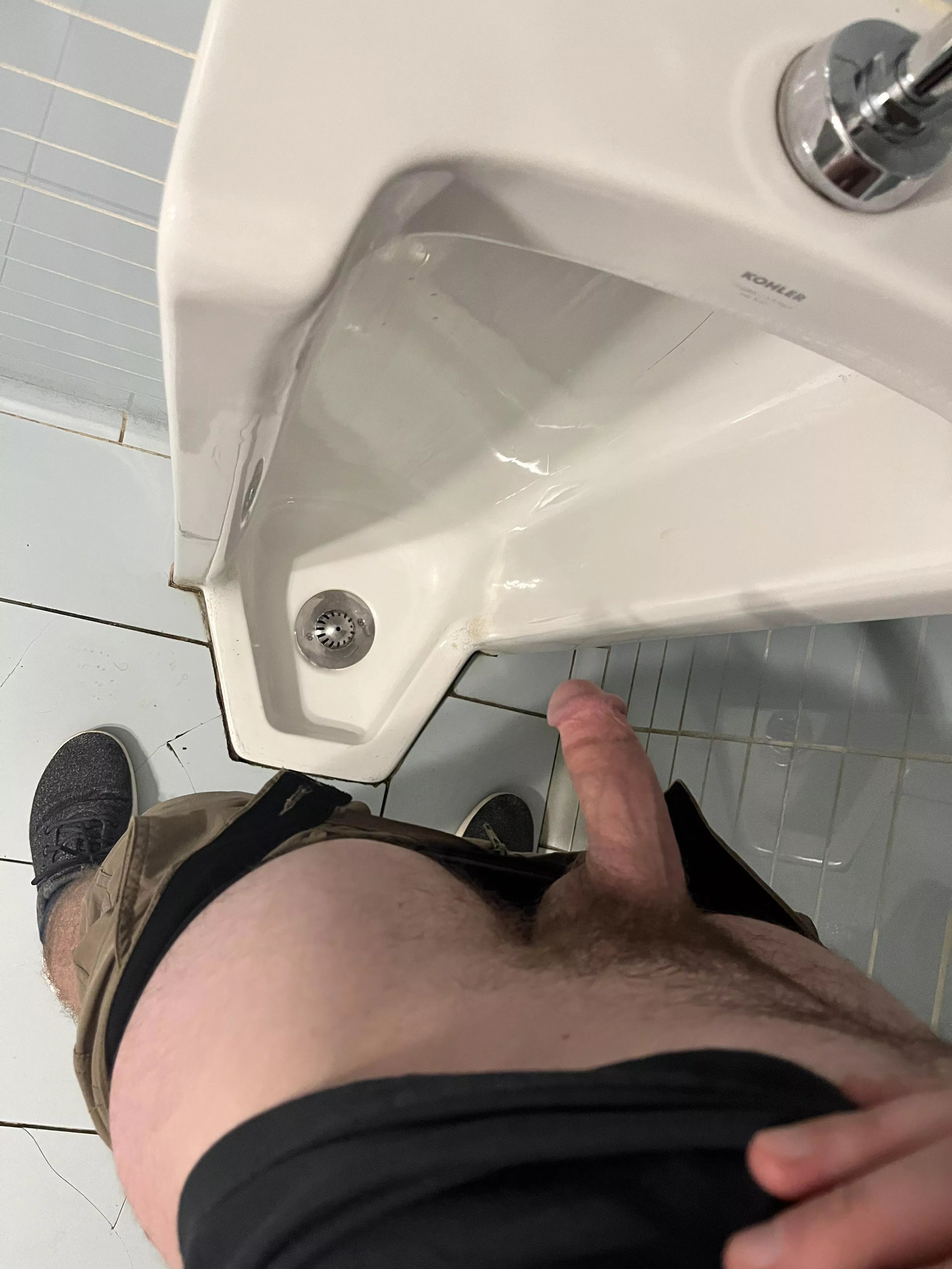 Meet me at the urinals, bro (27)