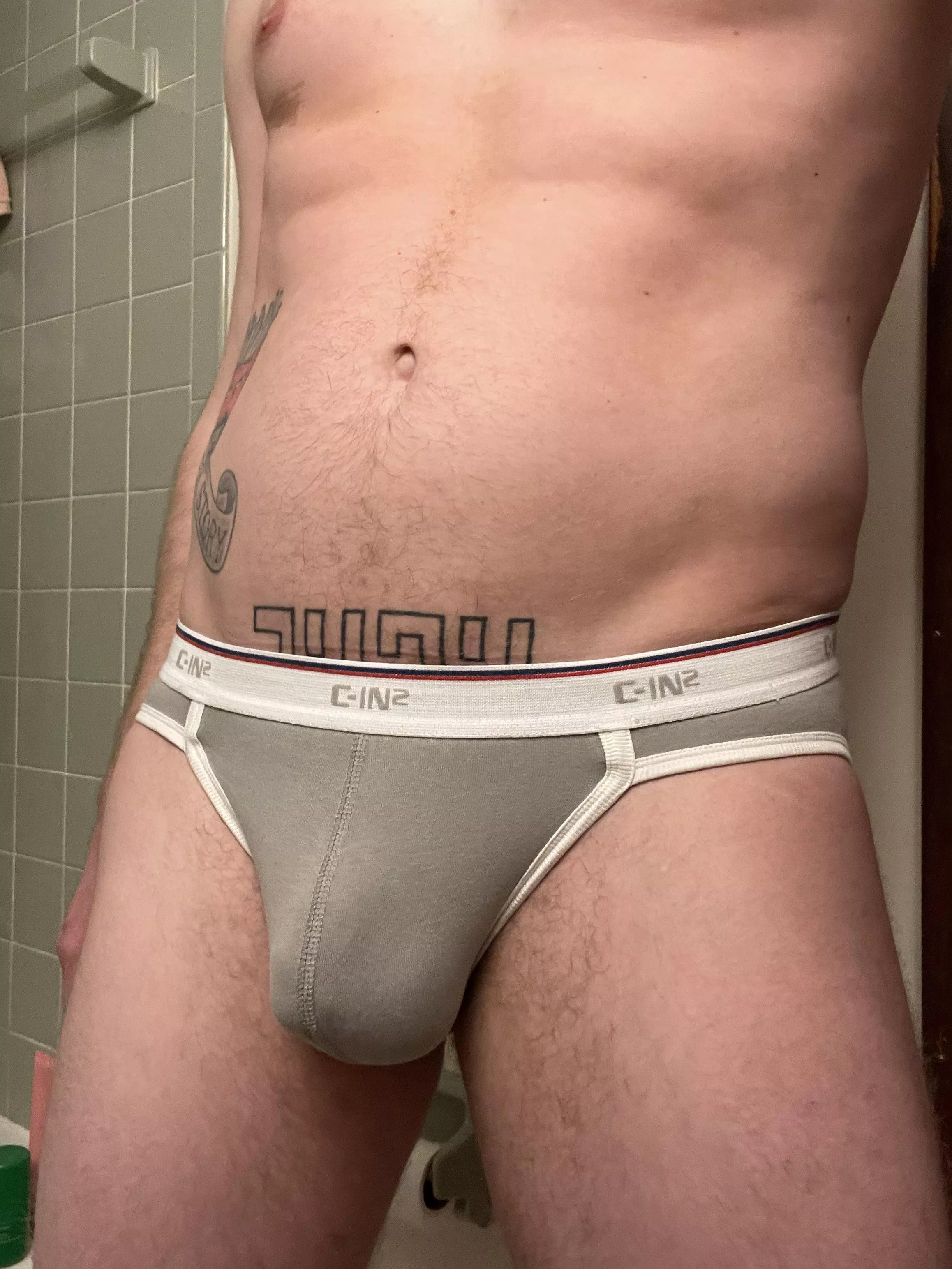 do these briefs make my bulge look good? 😏