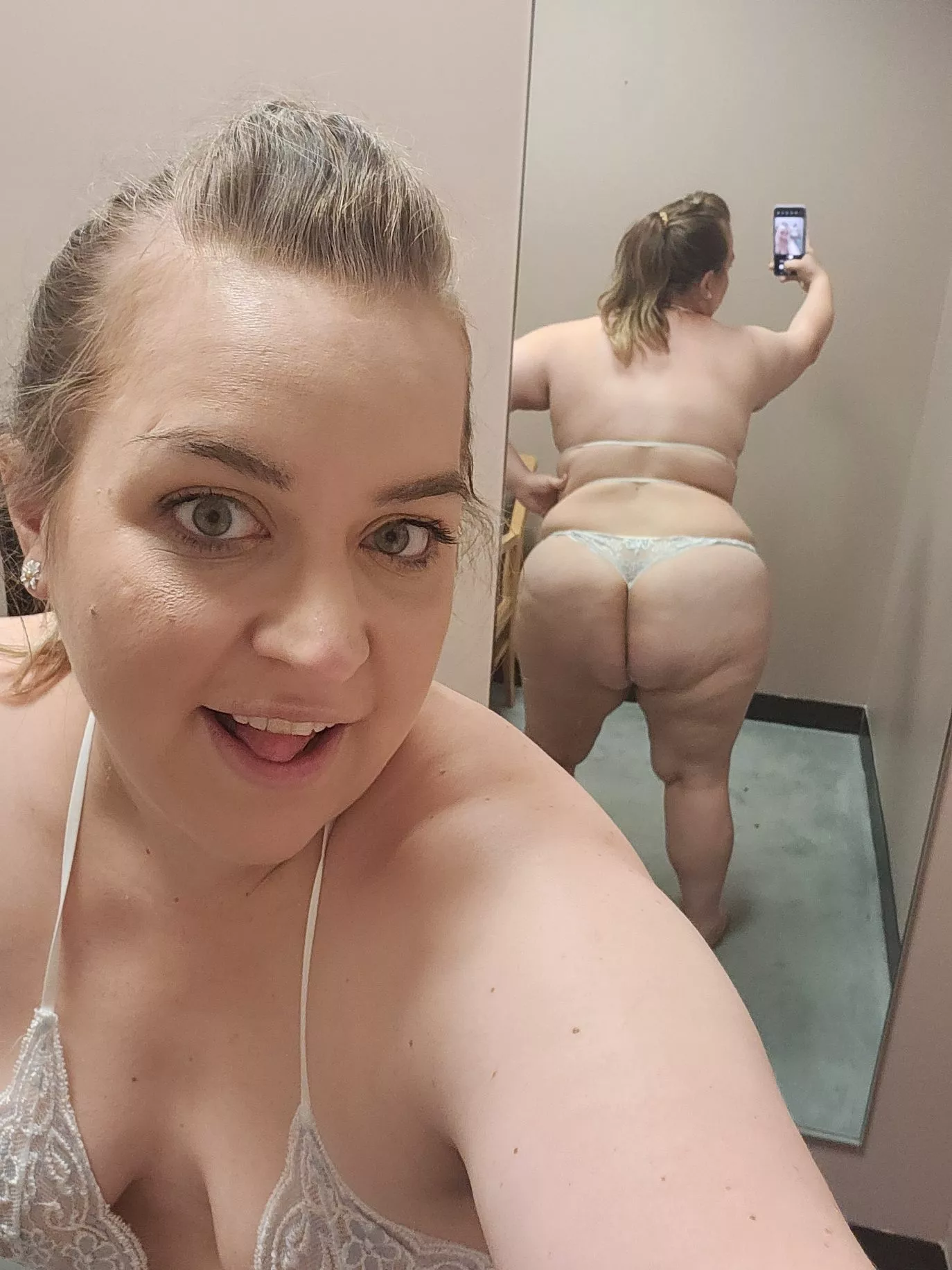 who wants this fat booty?!!