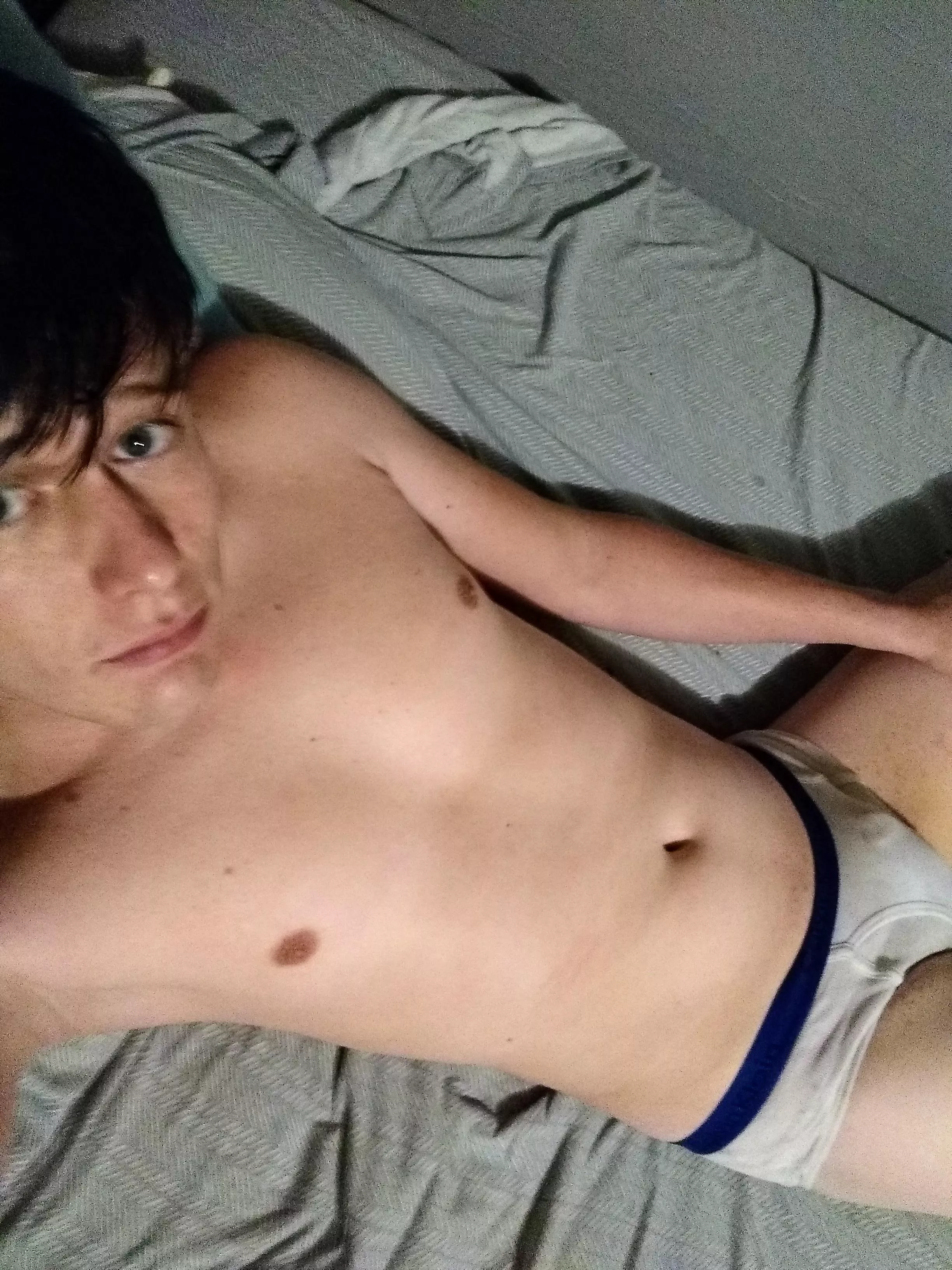 [24] anyone looking for a little twink to get kinky on? DM me ðŸ¤¤