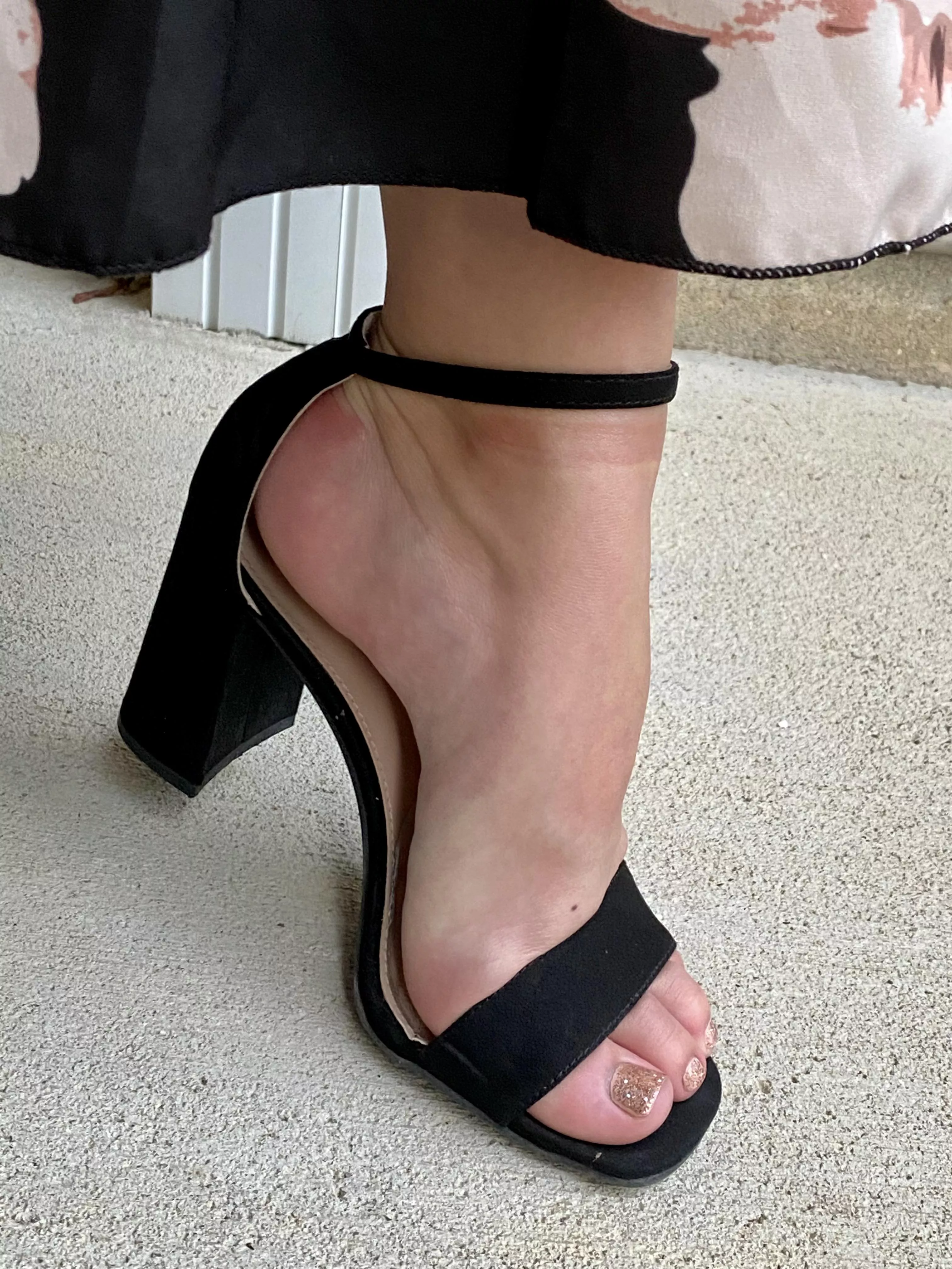 Do you like my new pedi?