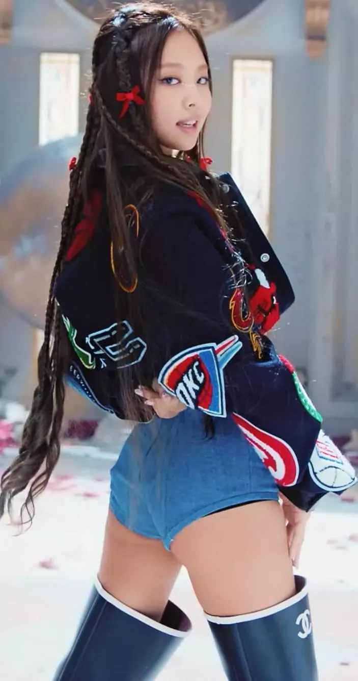 jennie sexy ass ðŸ”¥