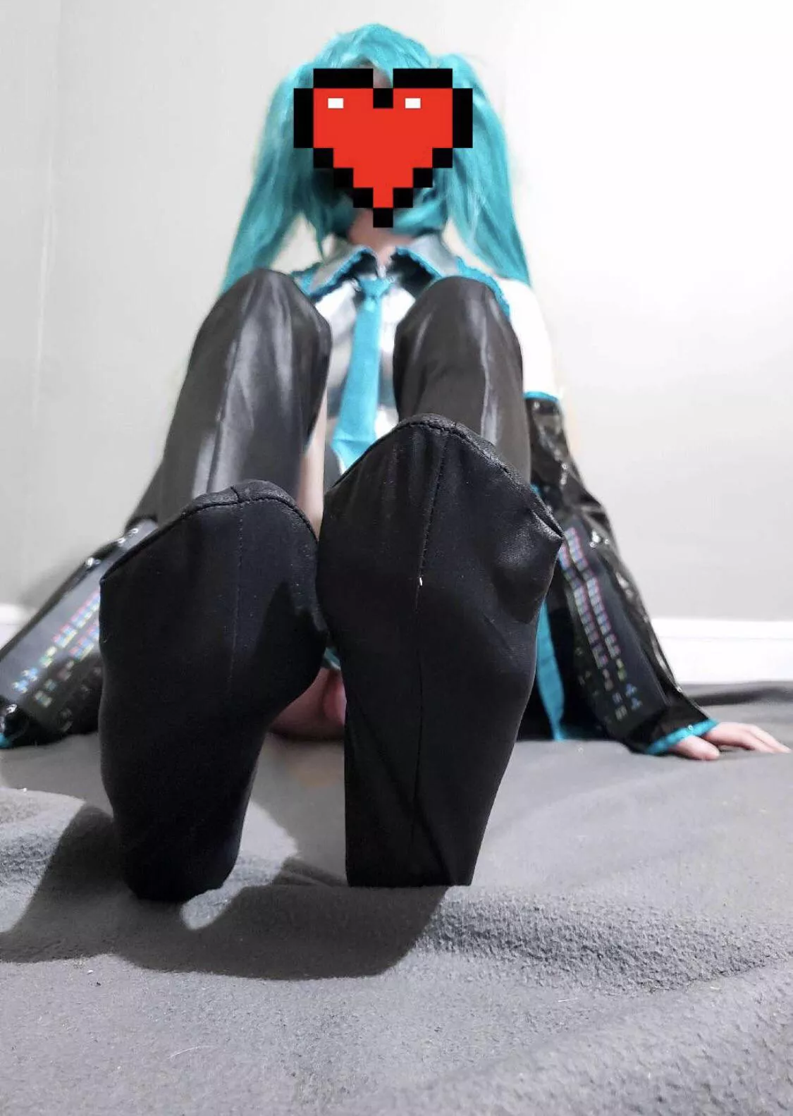 Goddess miku’s socks feel so soft 🤤 follow her to see more 😏(check comments)