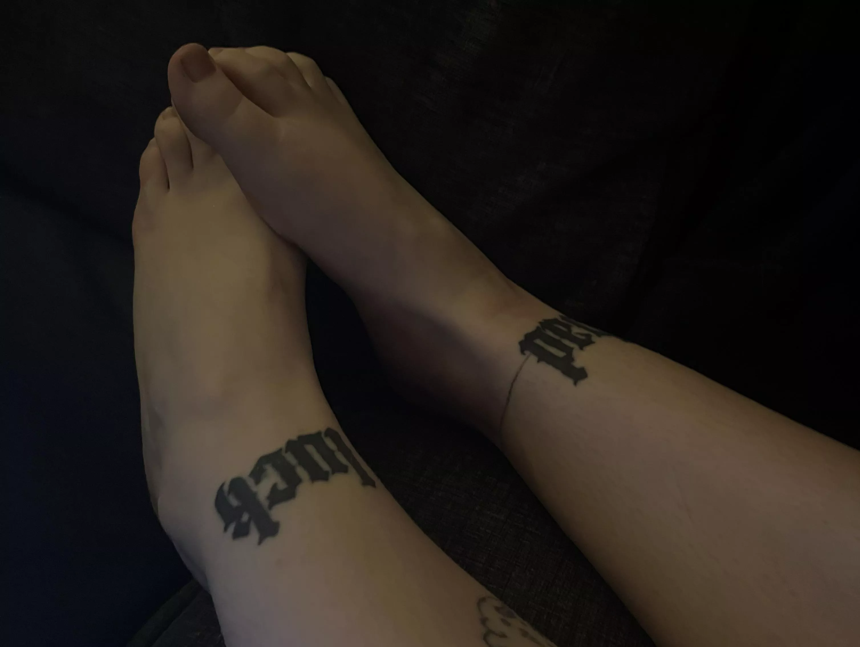 i have teeny feet, but they're surrounded by a couple of tattoos. do you like them?