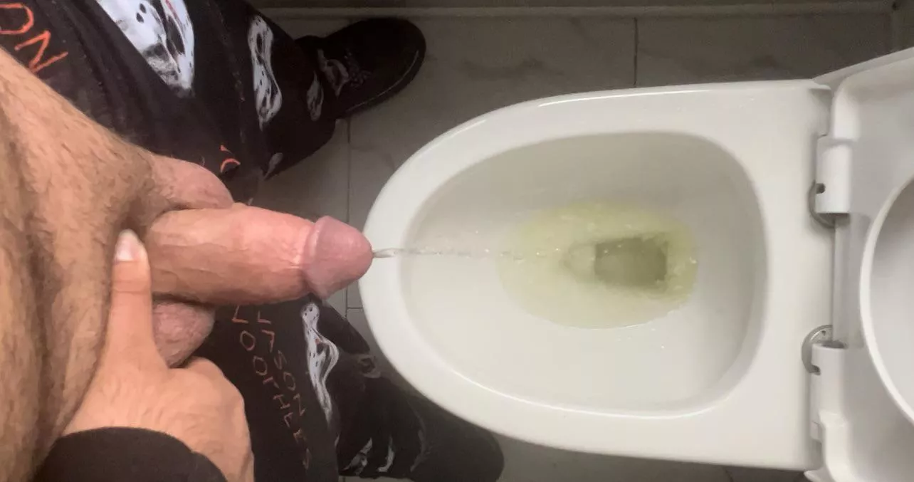 i need an older sub urinal DM me