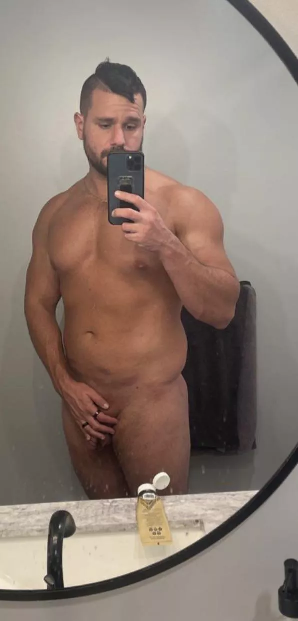 Last post was flagged, probably needed more face. But still self conscious of where I’m currently at body wise 34m 240 lbs