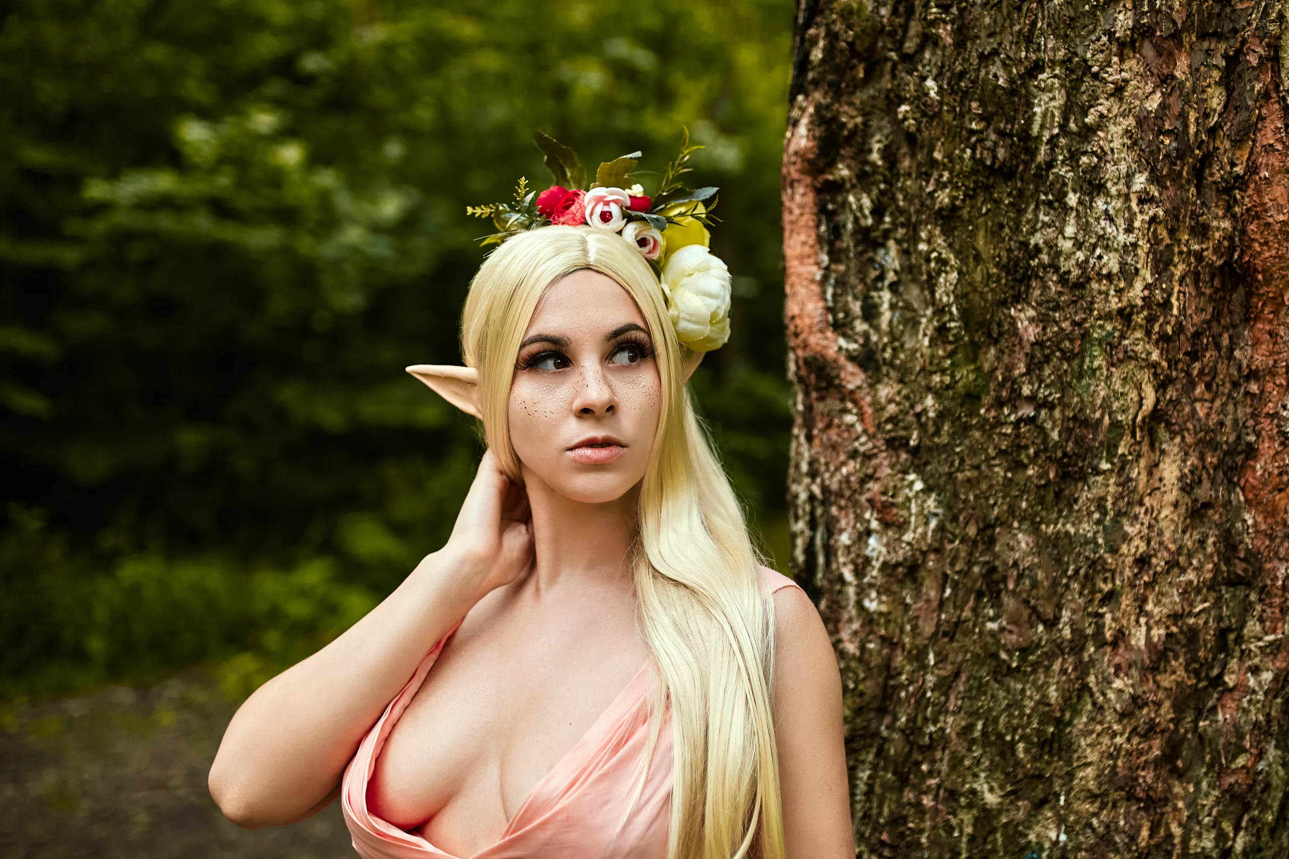 Sexy Elf Cosplay by Yunakairi