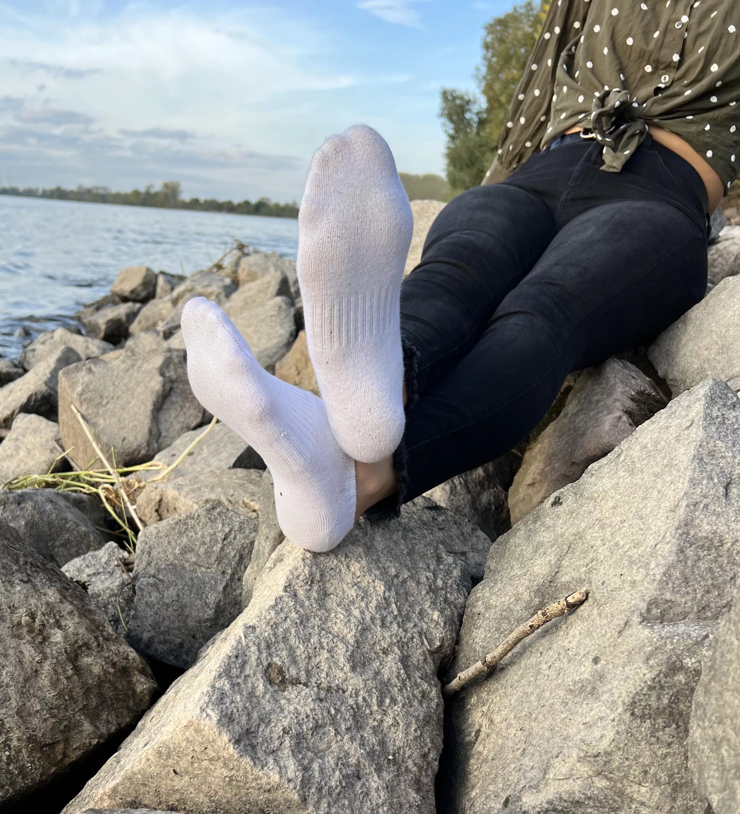 Would you enjoy the view or my Nike socks? ðŸ˜ˆðŸ¥µ