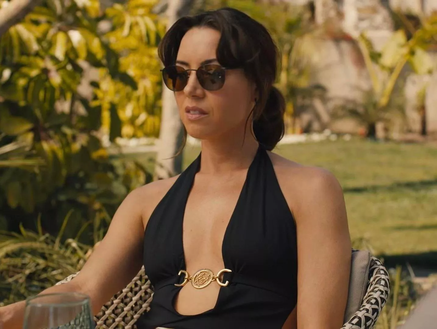 Aubrey Plaza would make such a great domme