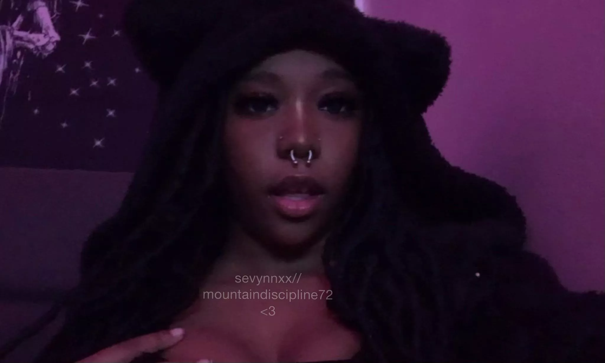 ebony cat girl coming ur way! :)