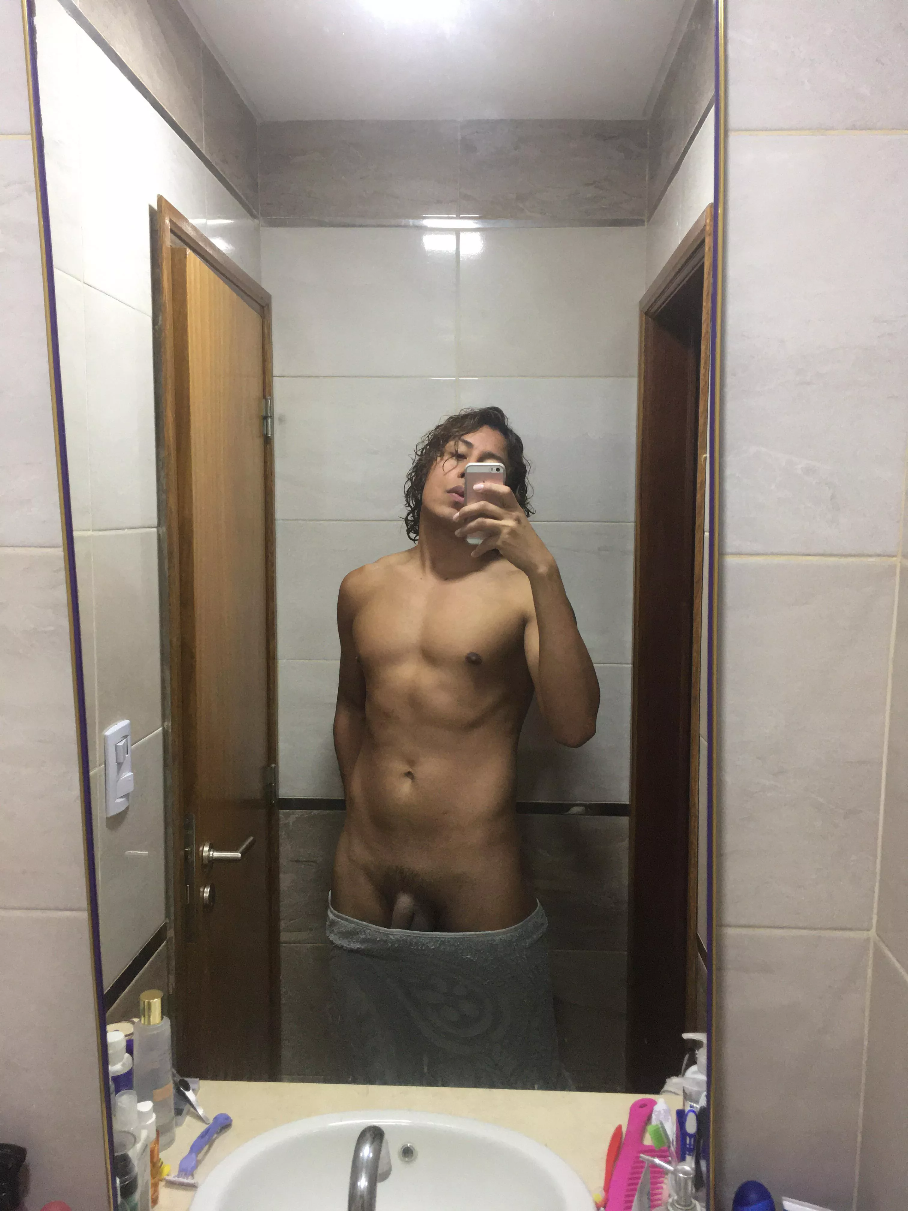 Your Latin sugar baby.. this is Paraguay ðŸ‡µðŸ‡¾, link in bio for access to onlyfans and xvideos profile