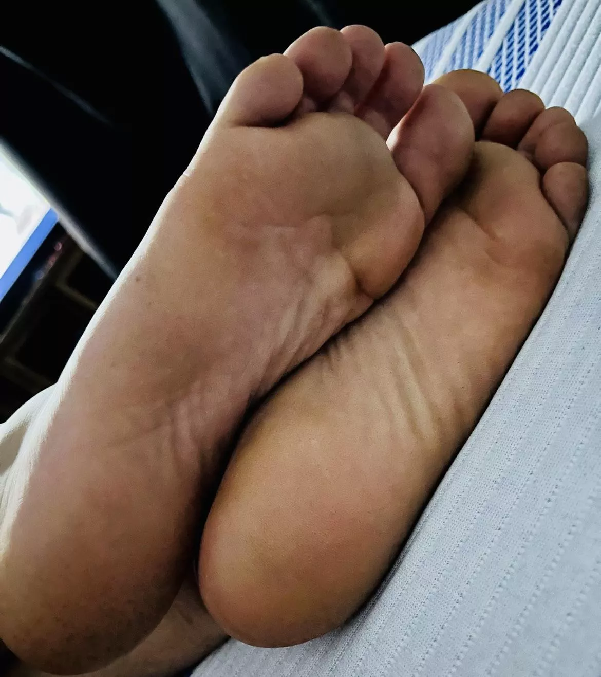 Anyone want to swap some wife feet?