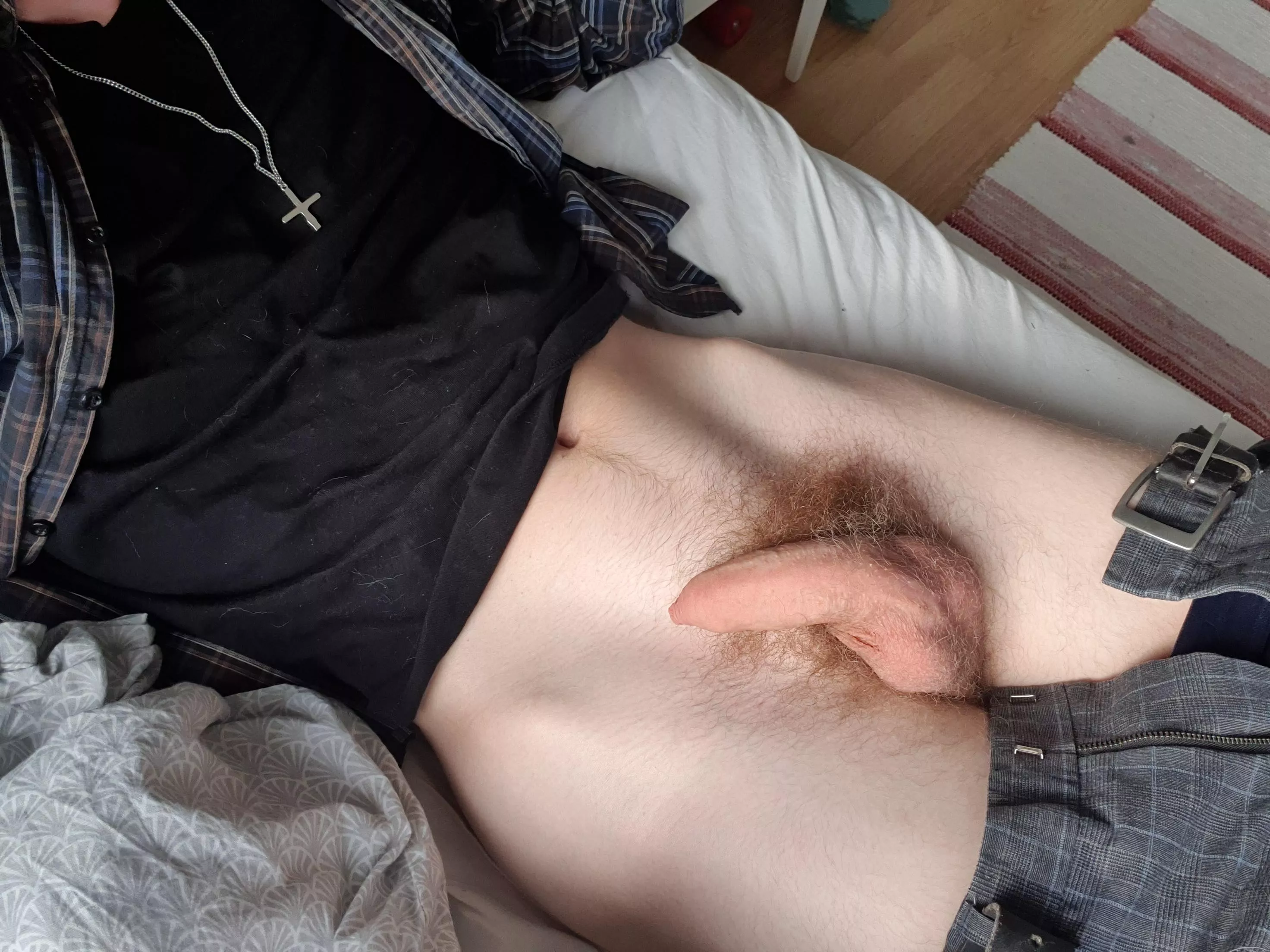 Do you like my 18 year old cock?💞