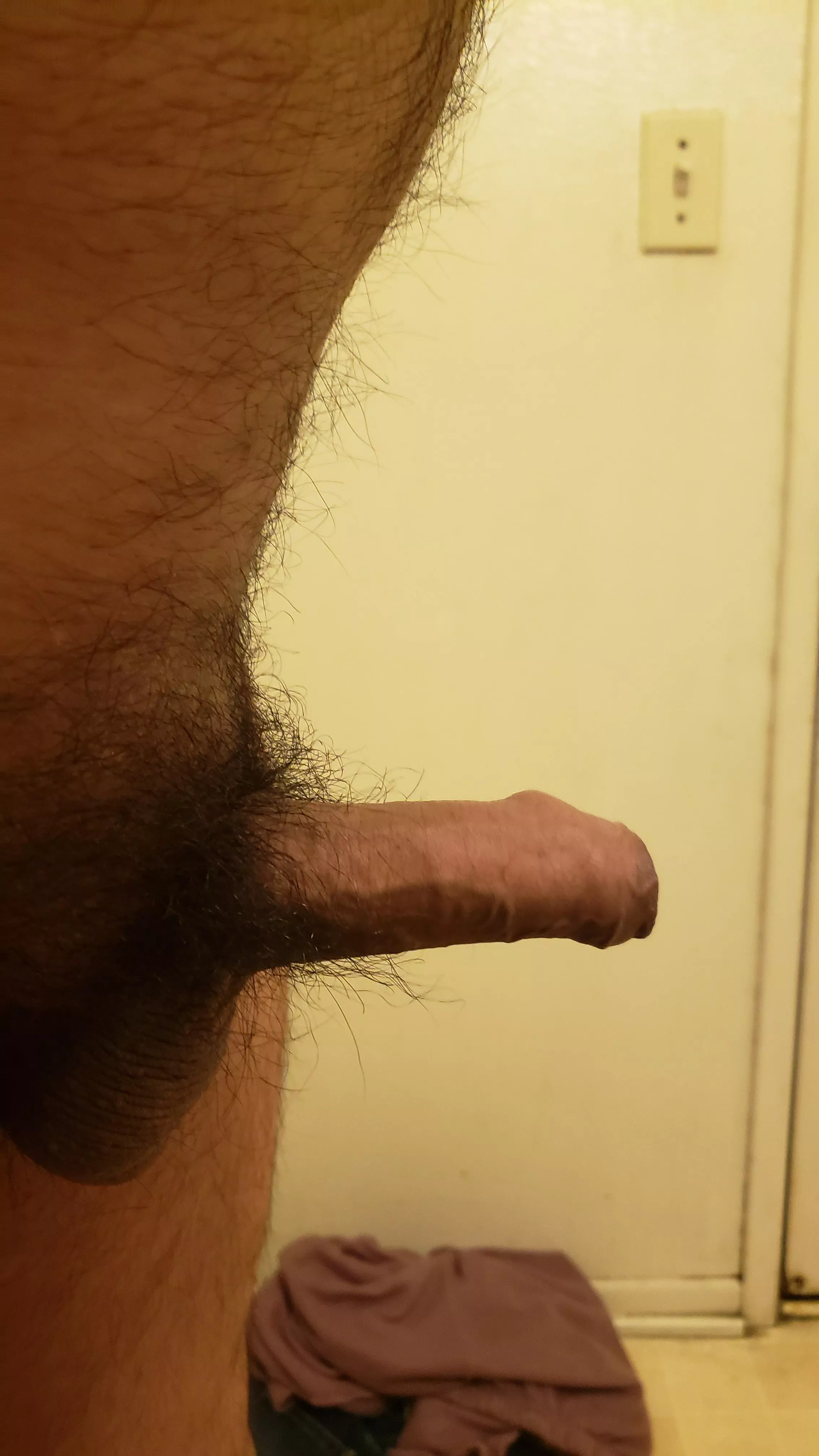 Does my cock look suckable,or would you rather cum to it