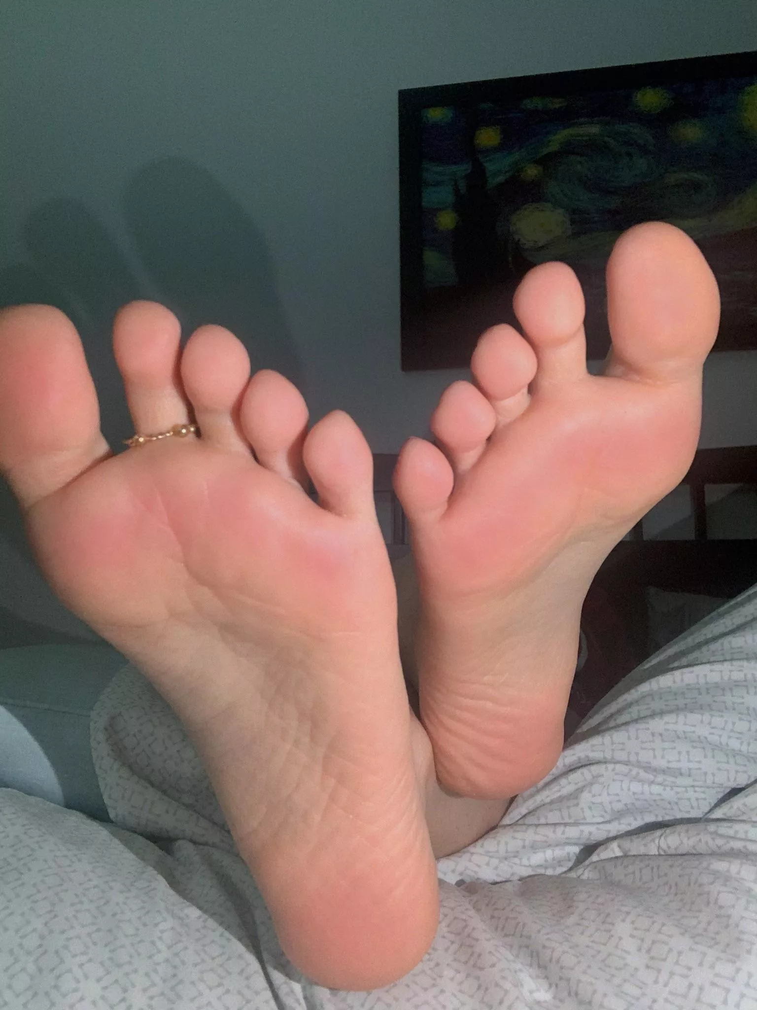 My feet are cold, warm them up for me ðŸ˜