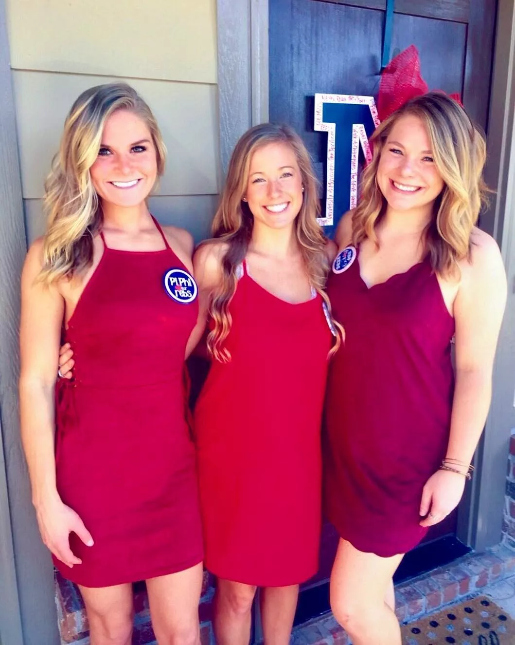 pi phi's in red