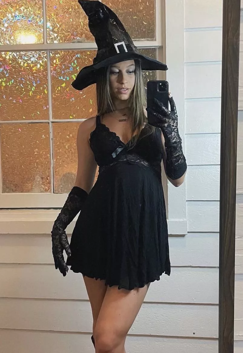 This witch needs a broom to ride