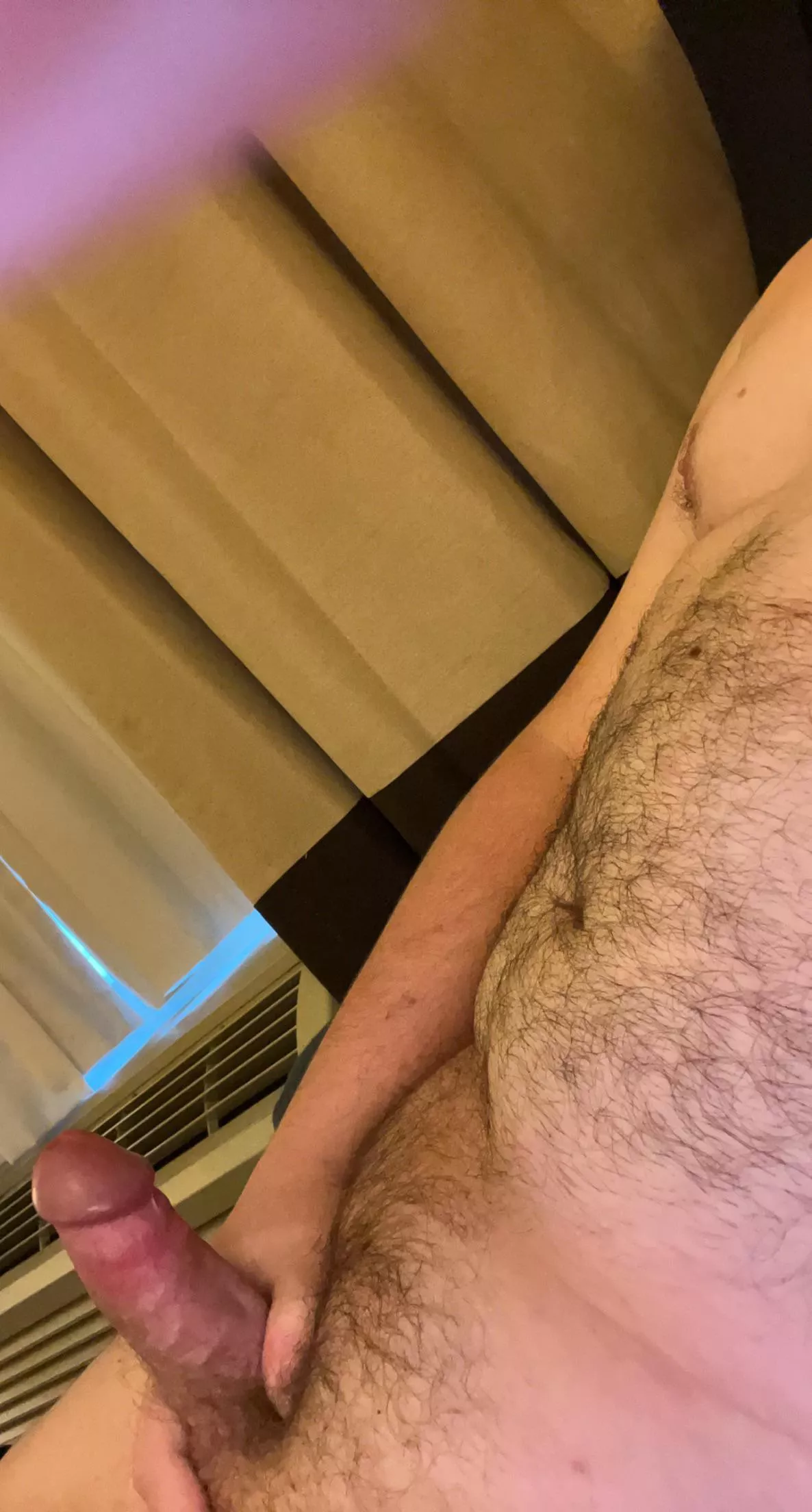 30, any older hairy dudes wanna chat? DM me