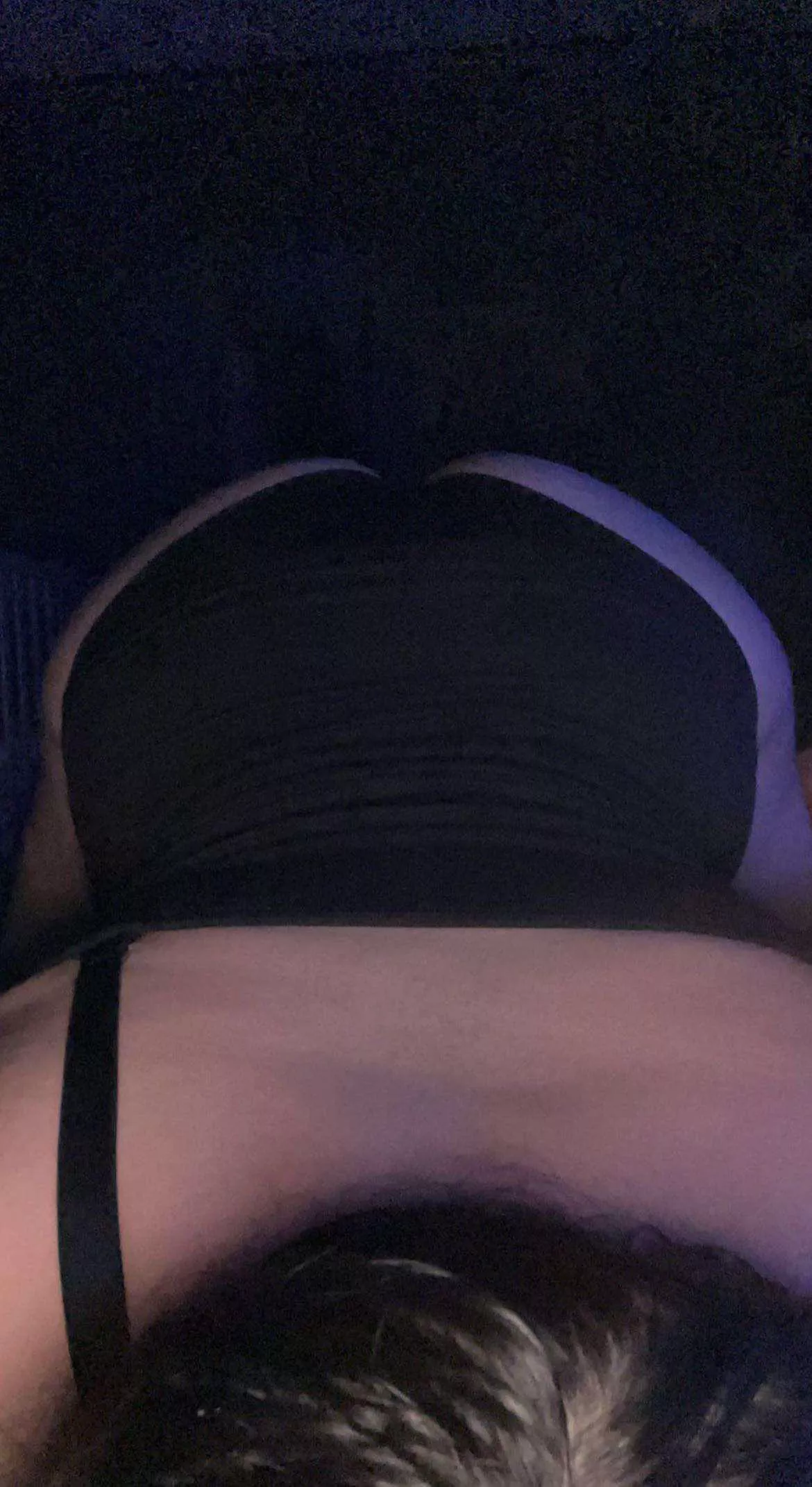 Wife looking for someone to sext with