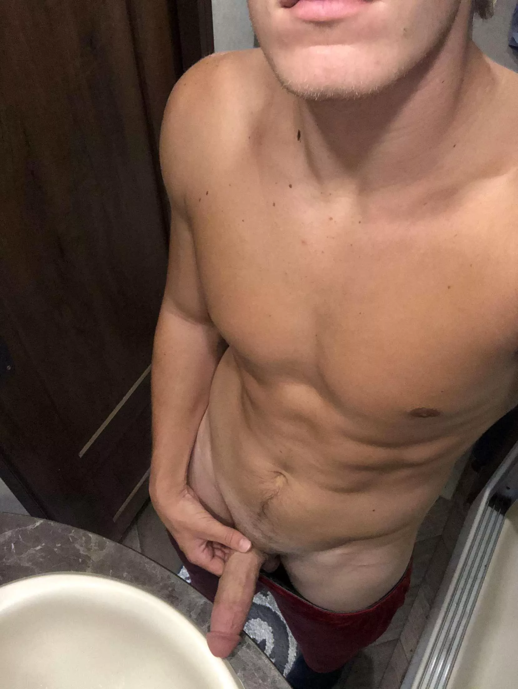 [23] Daddyâ€™s back ðŸ˜ˆ experienced dom, former college athlete, always down to teach. HMU