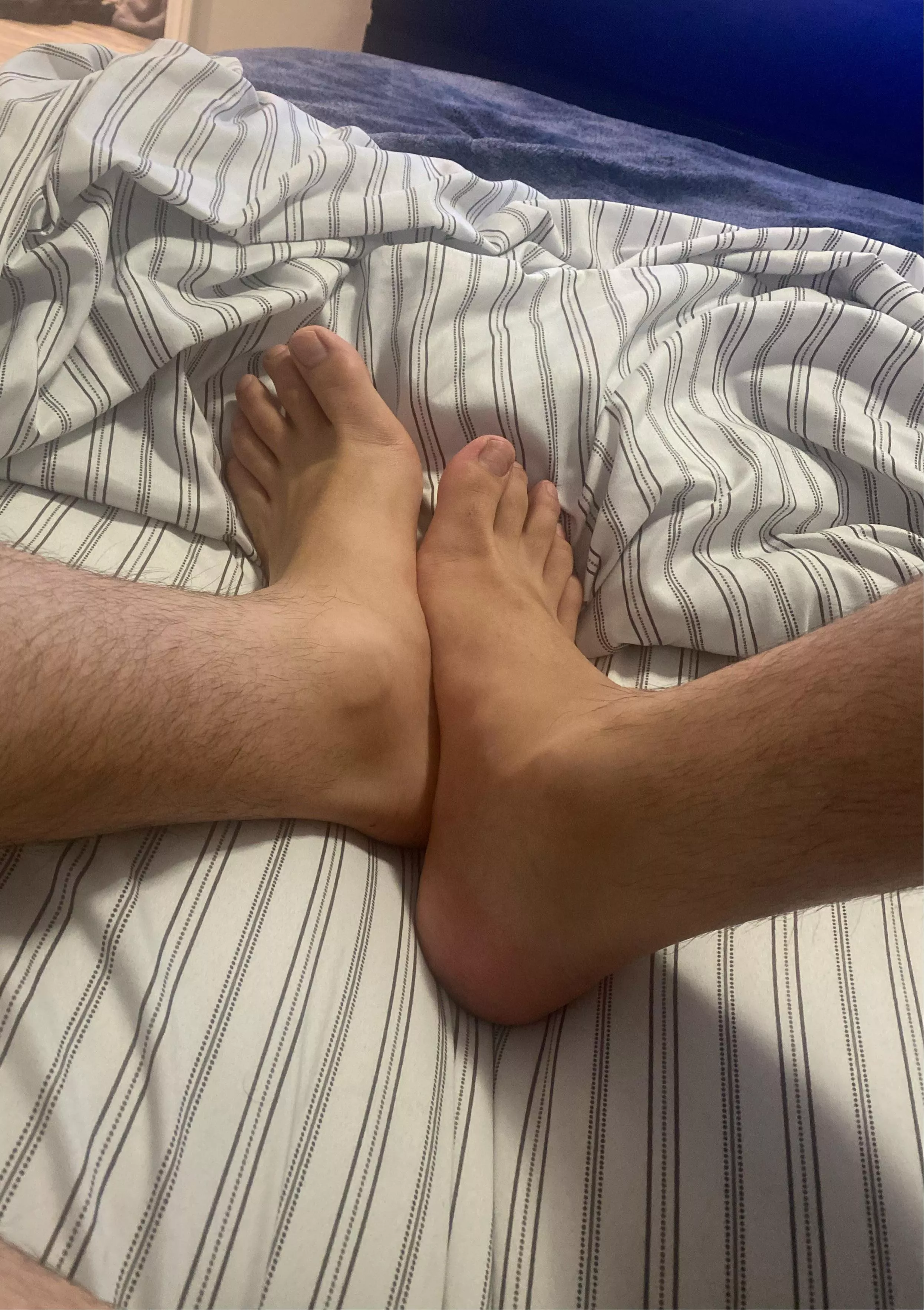 (25 M) DM for more ;)