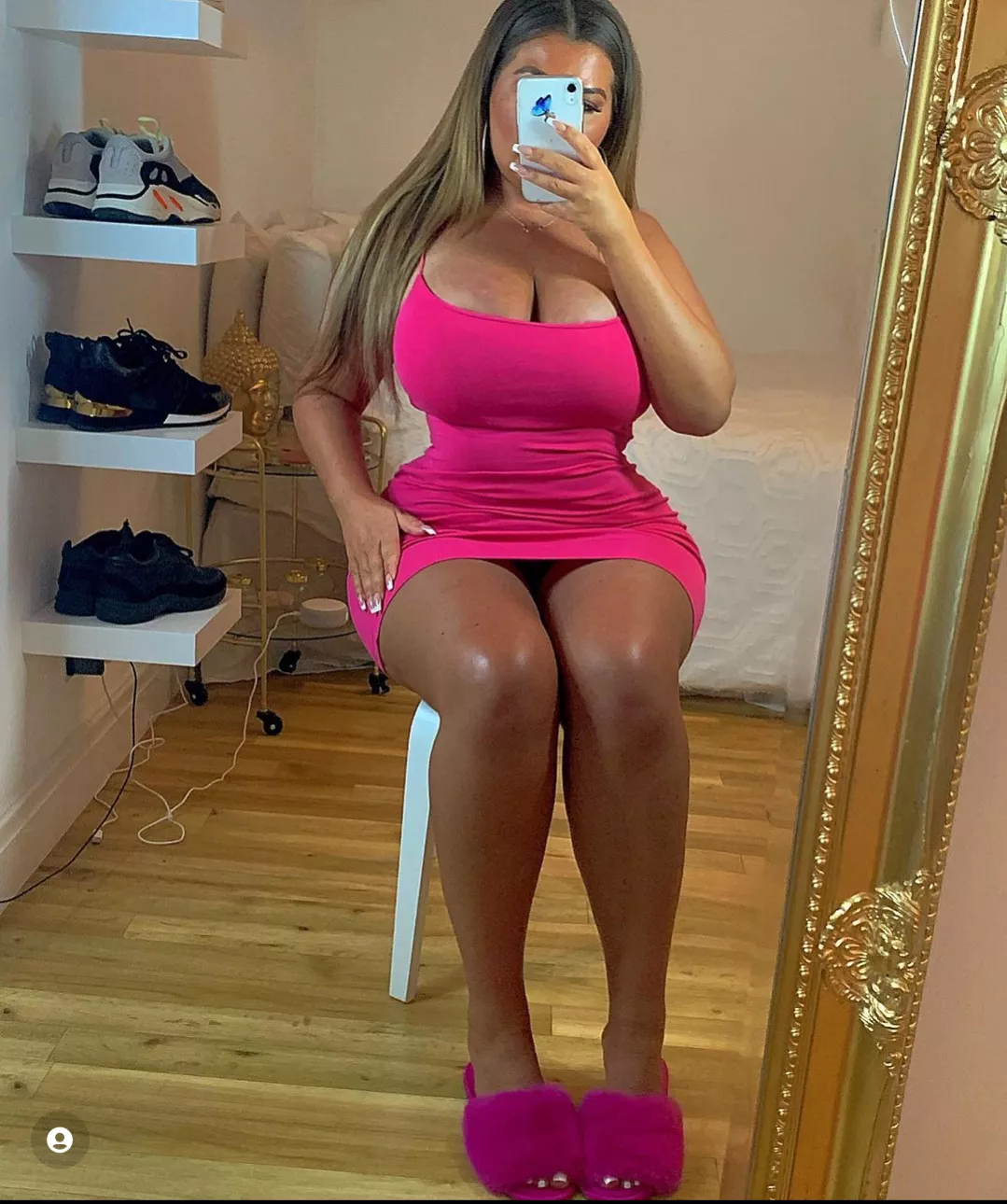 Curvy pink chav 🔥🔥