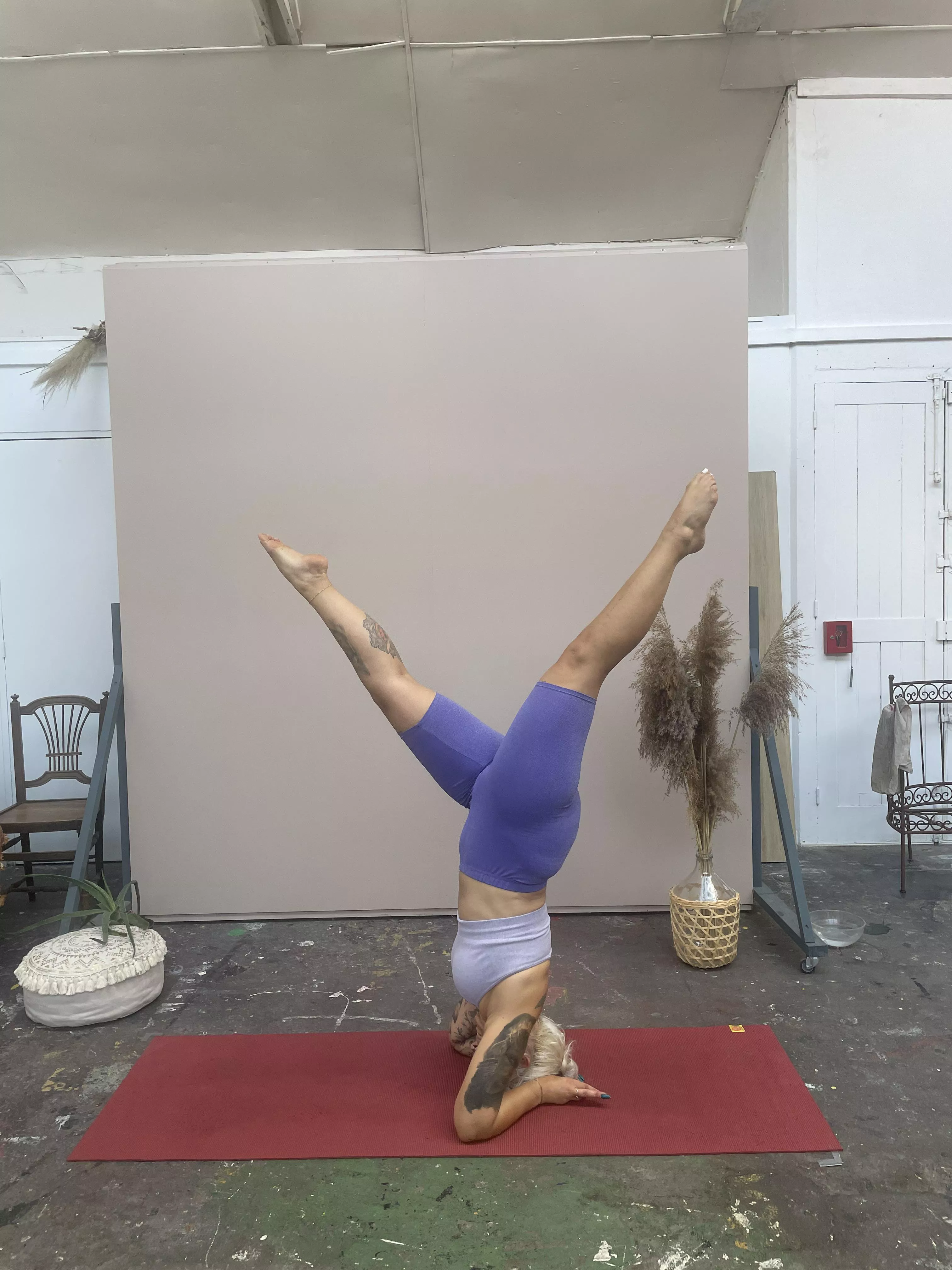 Yoga inversion is sexy or not ?