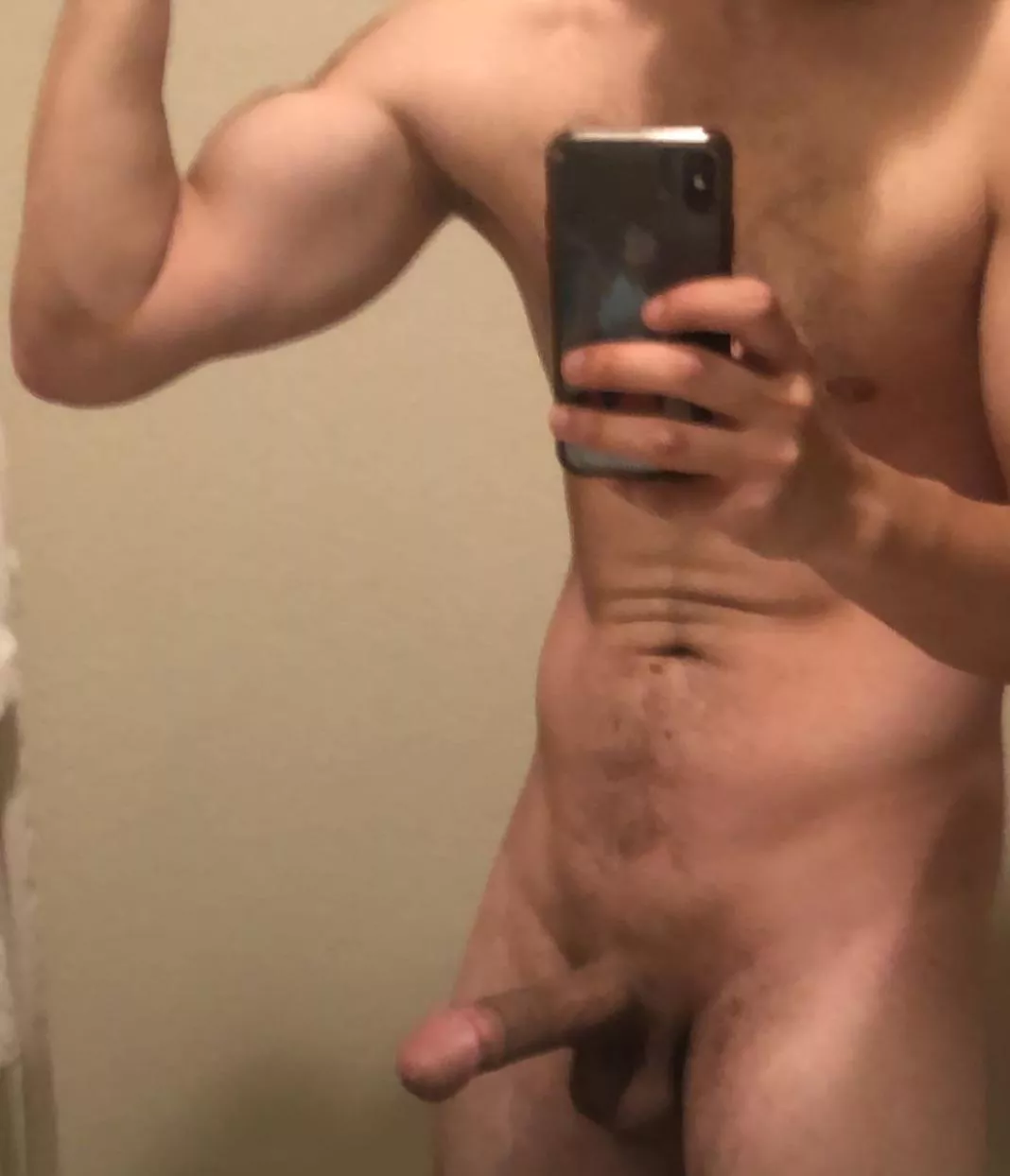 (22) dms open , hmu bro