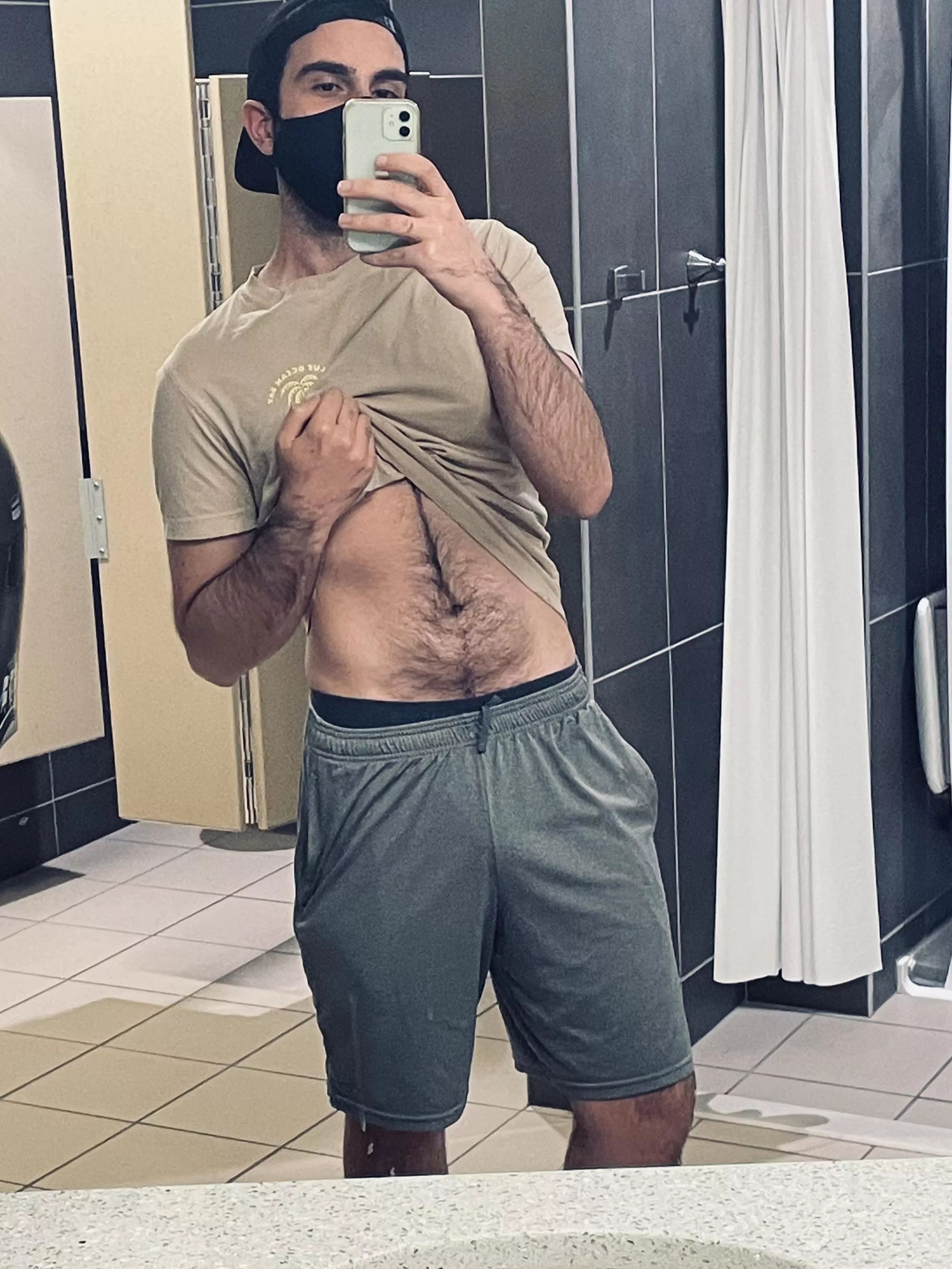 i need a gym bro ðŸ¥µ