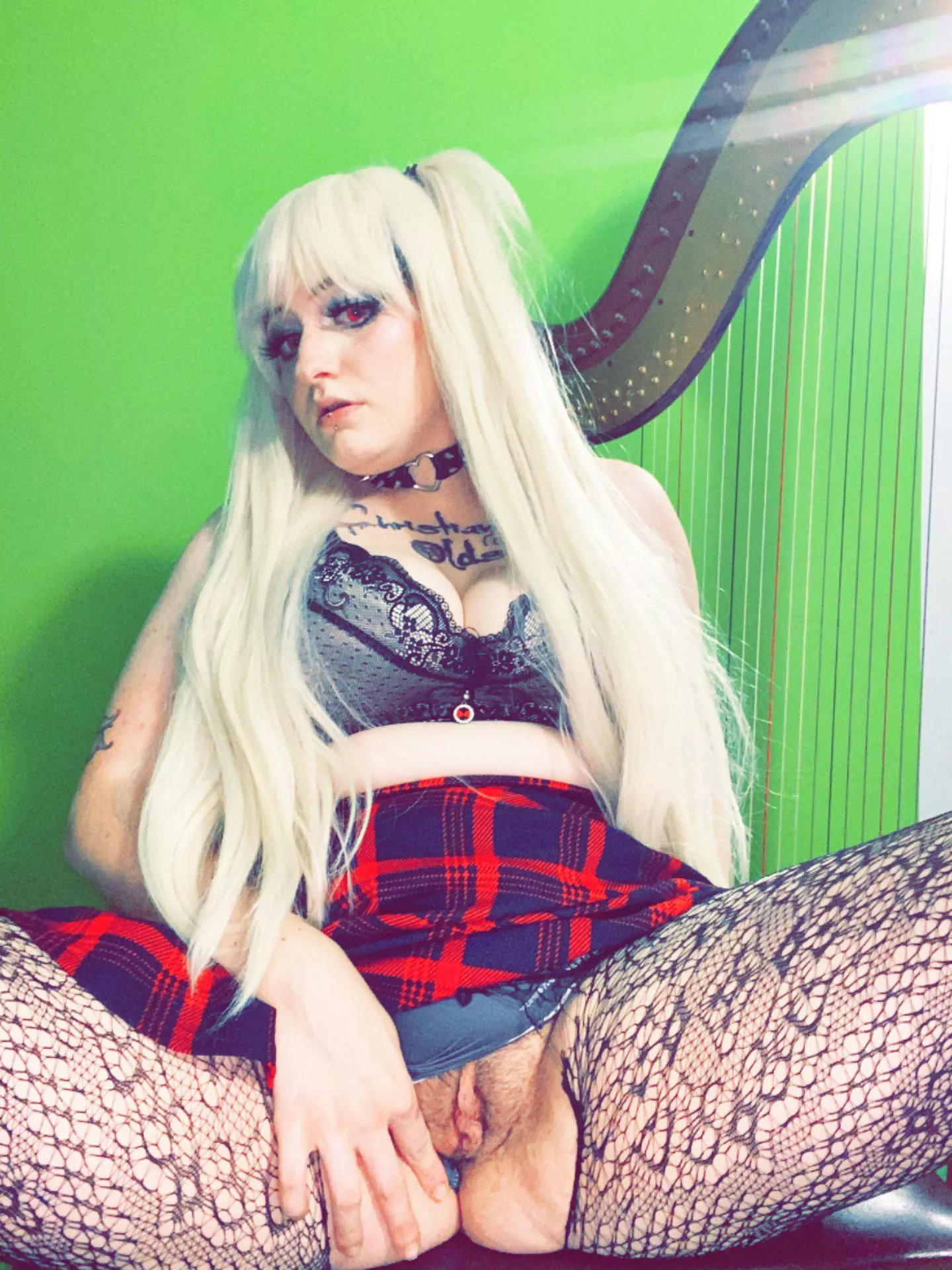 Misa Amane (bigtiddygothxx)