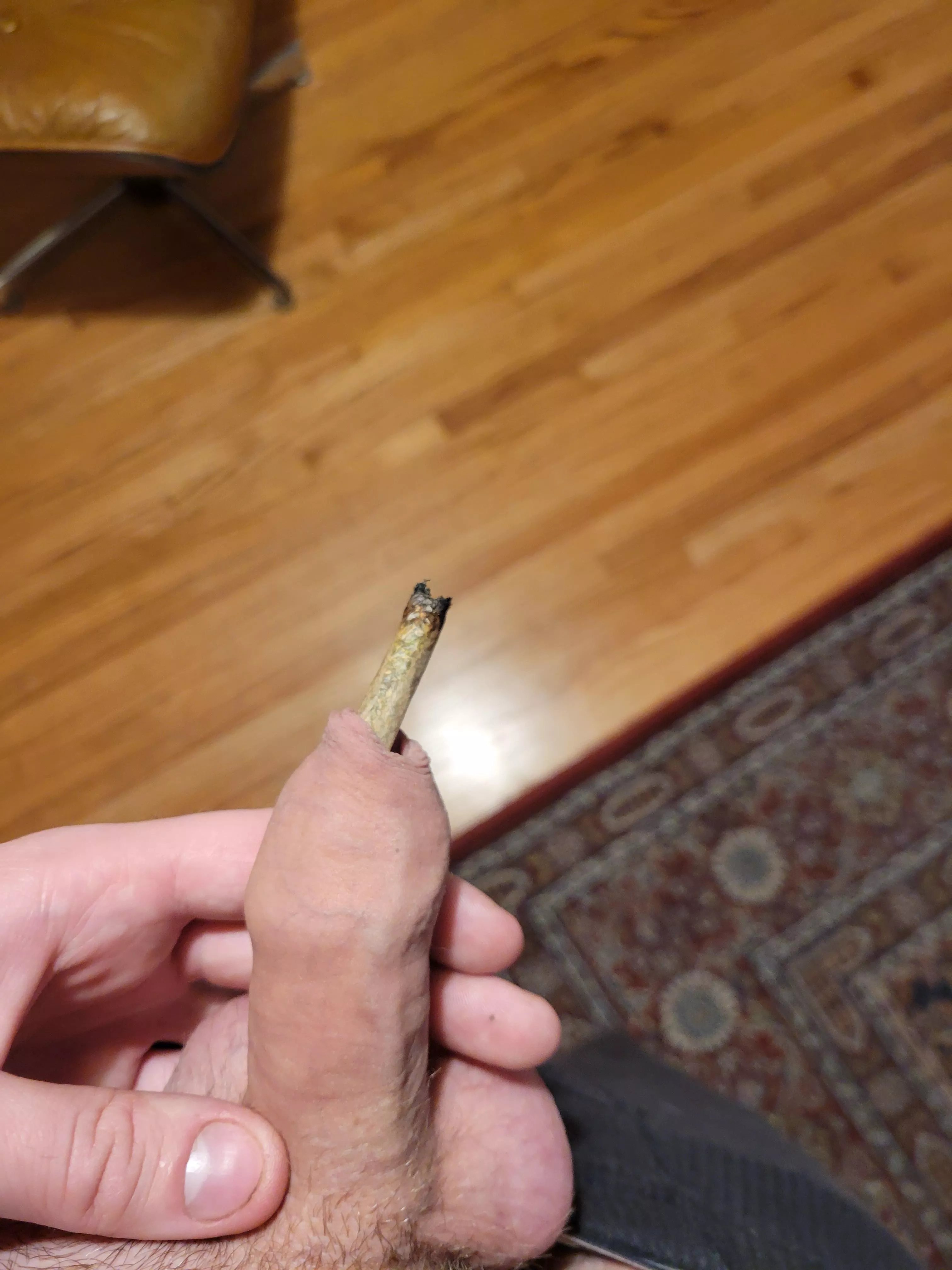 [m] The correct way to smoke a joint