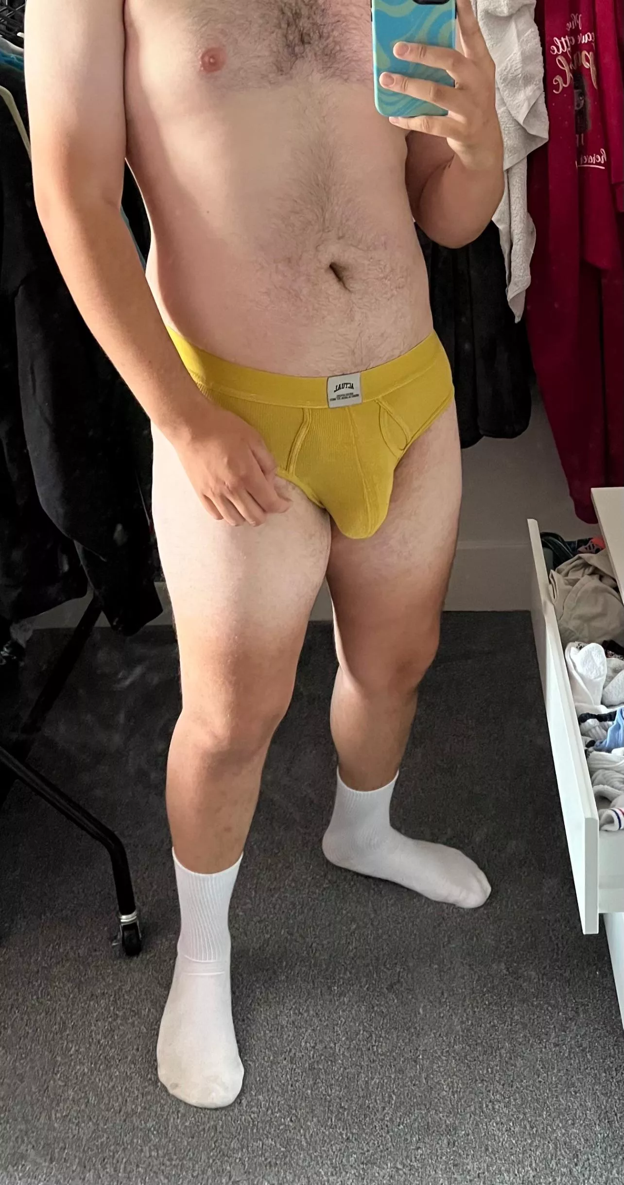 who loves a big bulge and white socks?ðŸ‘€