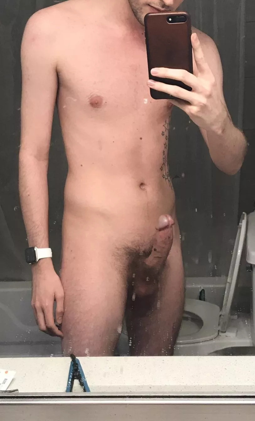 Who wants my 8in cut cock?