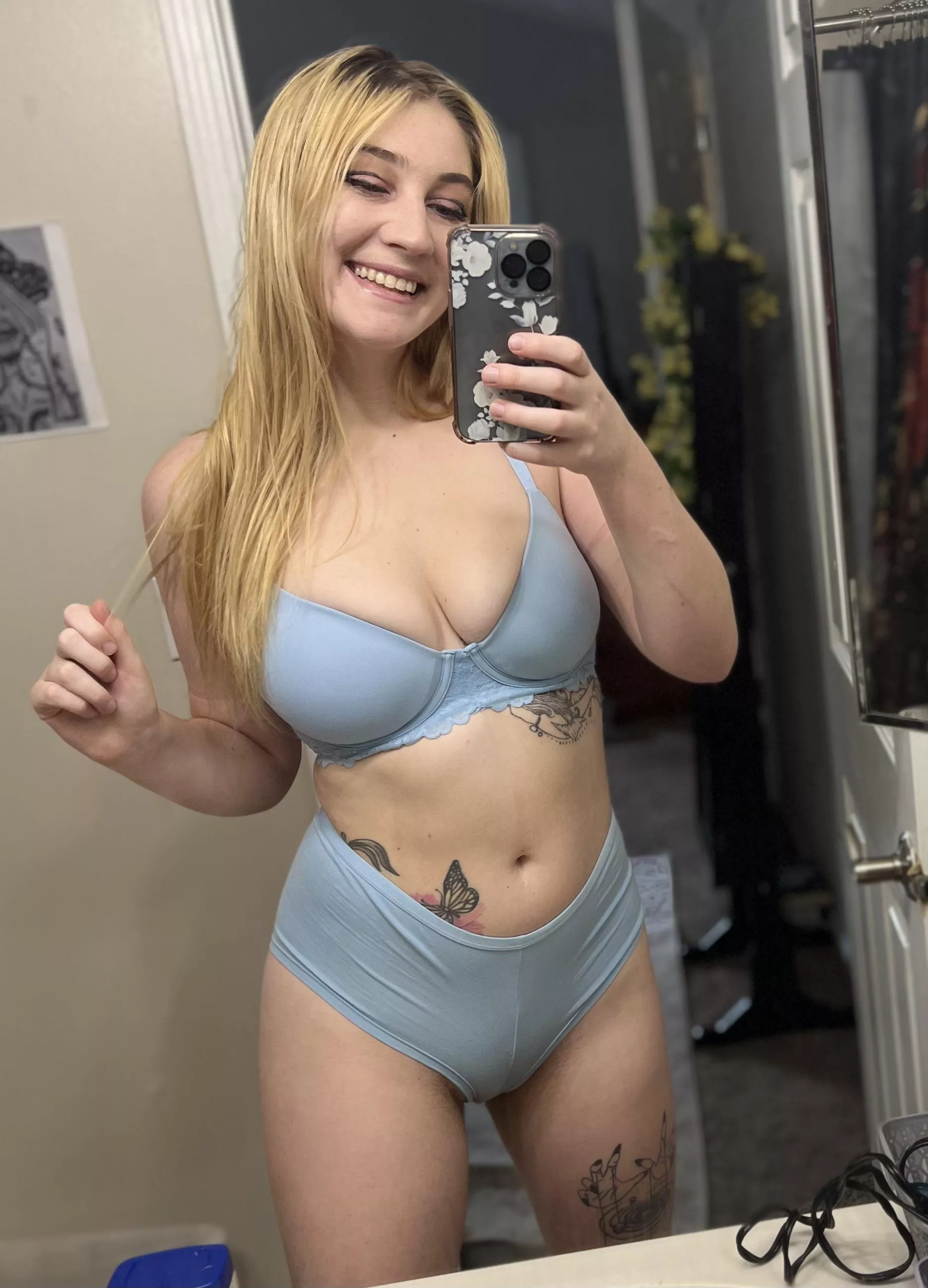 Baby blue [F]