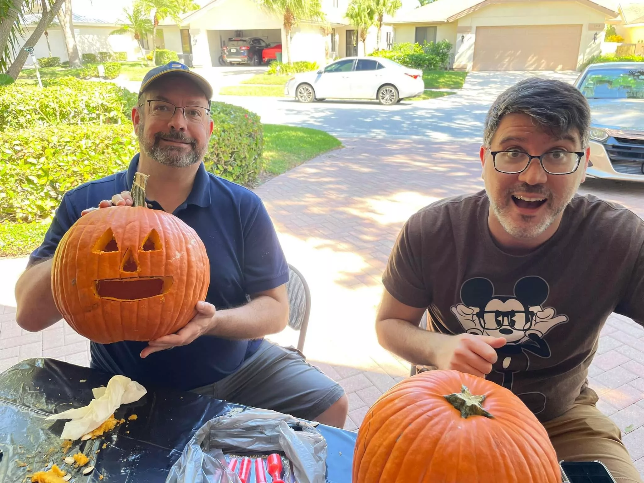 Pumpkin carving with my handsome husband 🎃