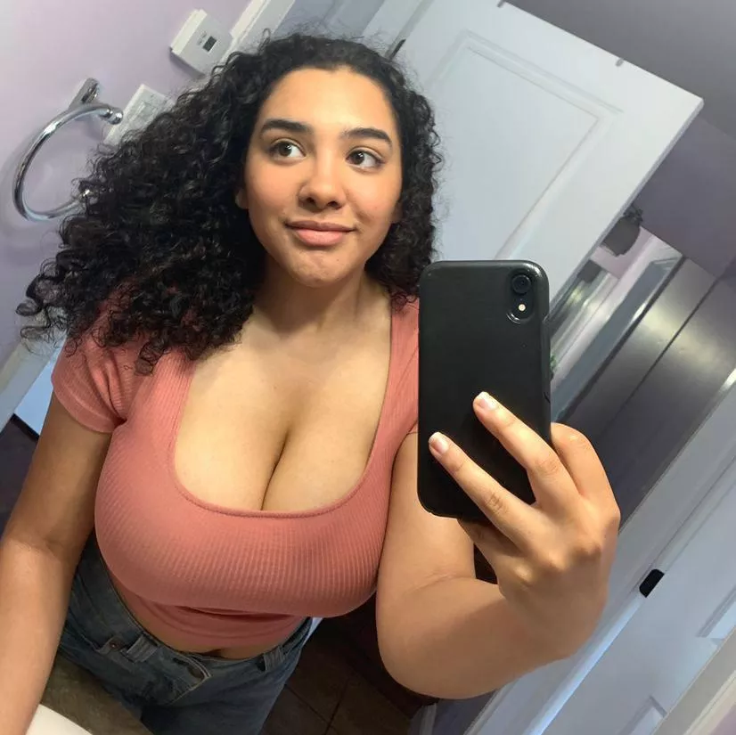 👀