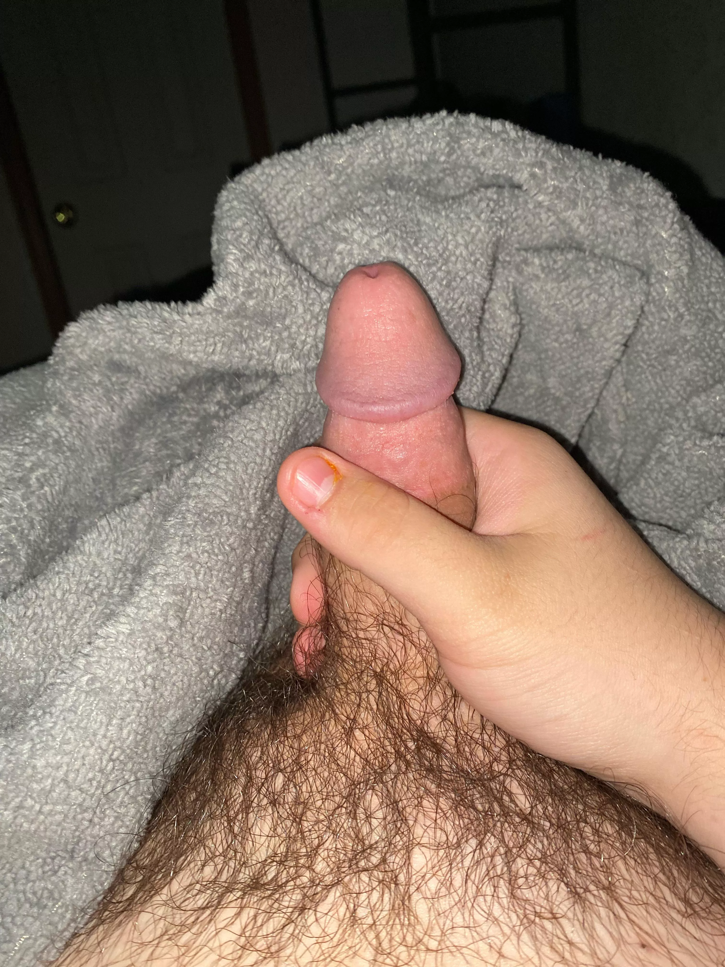 [18] wanna jerk to each other? ;) dm me!