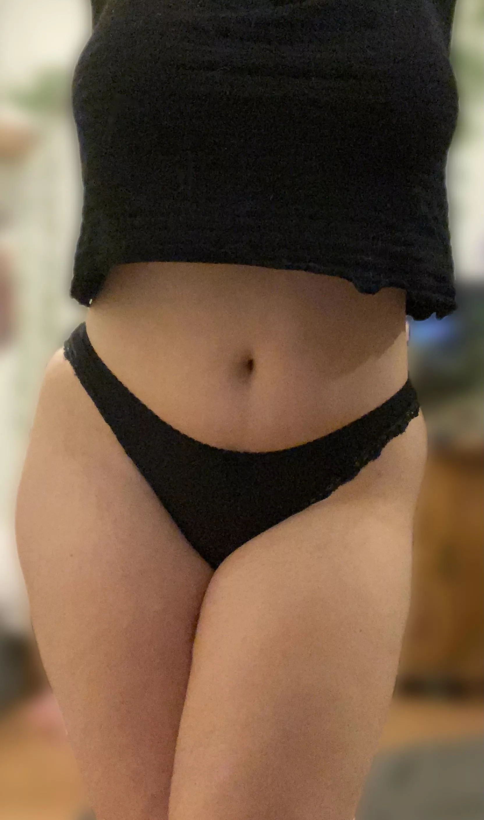 [18f] belly button b4 bed <3