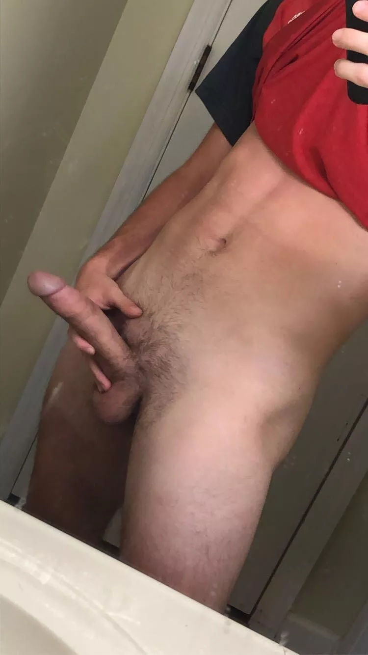 18yo, i need a little sissy