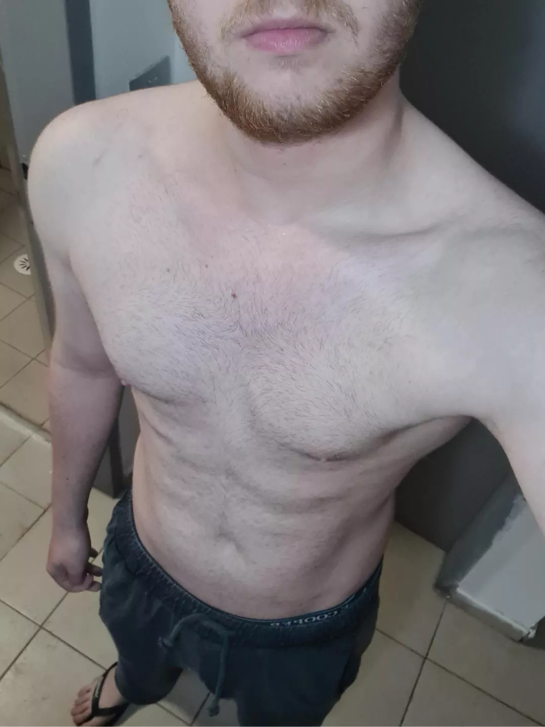 19. any muscular gaymer?