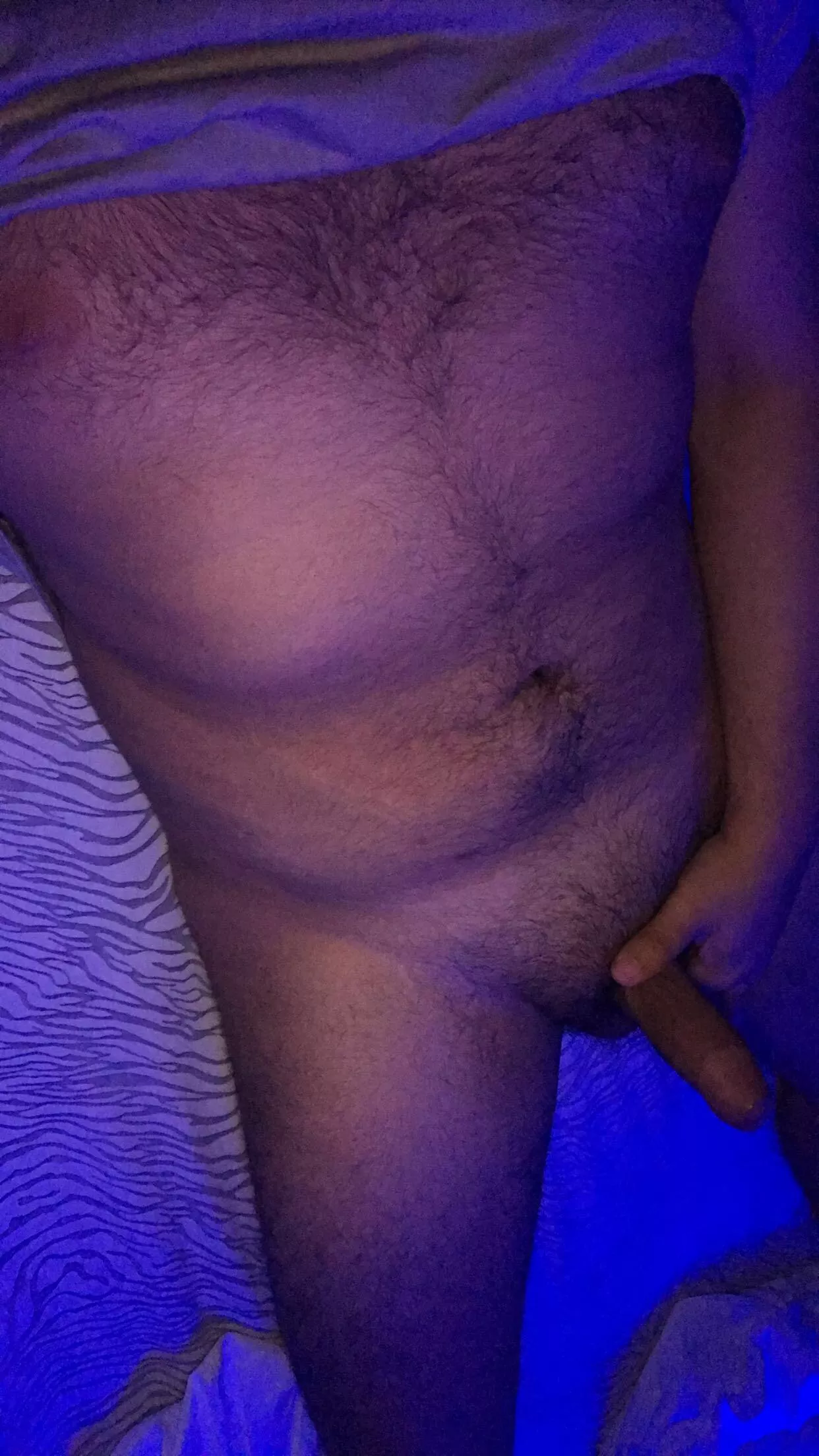 19 mexican hairy chubby with 4 inch uncut dick, super bored, letâ€™s have some fun. Sc: F_escalante3861