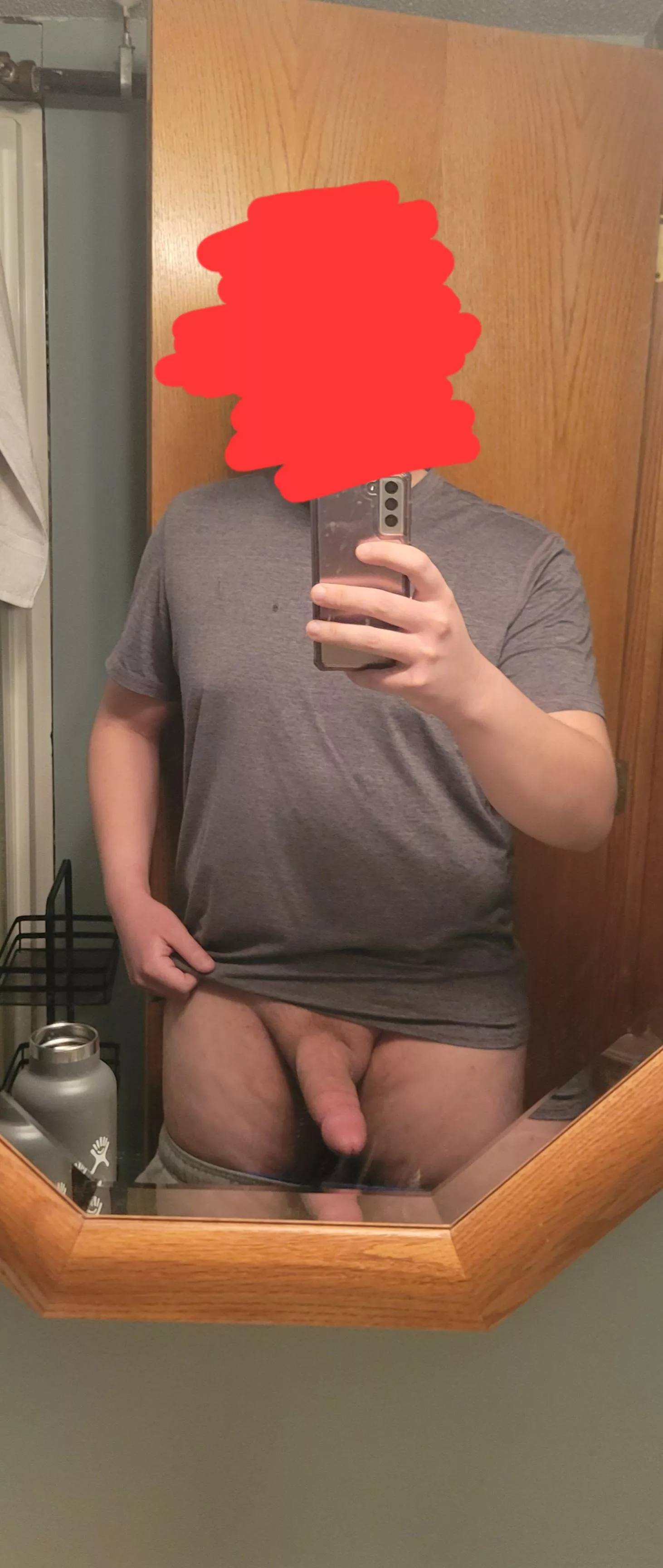 [19 Straight] Honest opinions? 8in x 6.6in DMs open