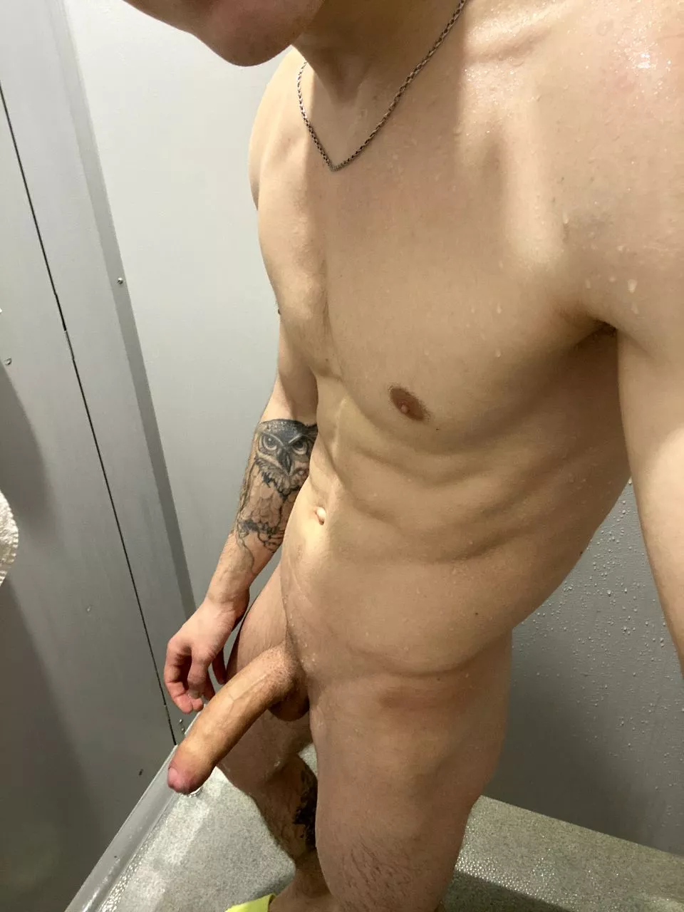 19y.o twink with 19cm cock â¤