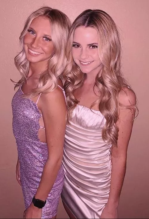 [2] Beautiful Blondes