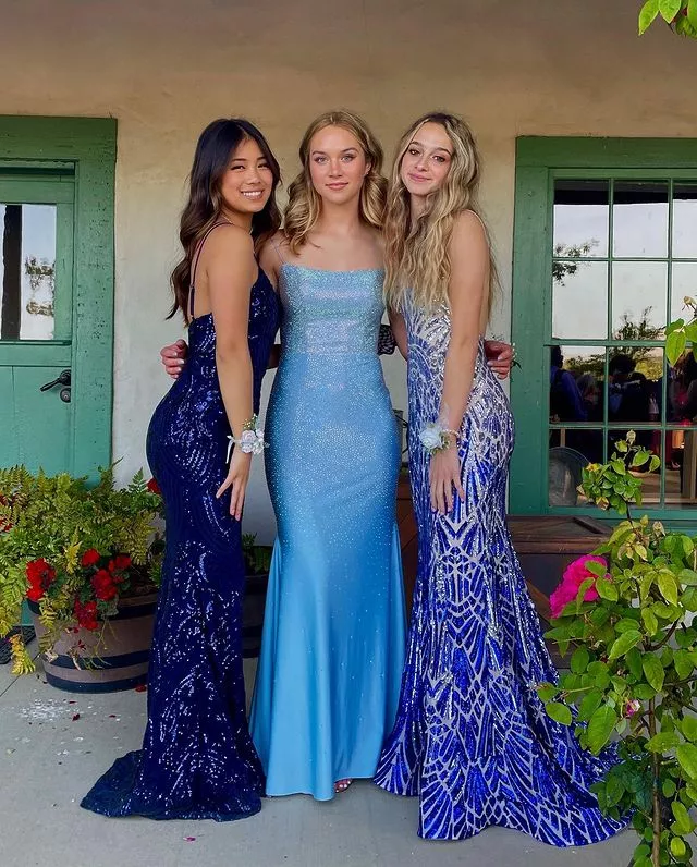 2 Blondes and Asian