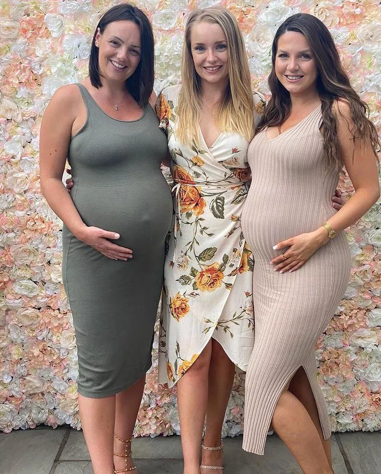 2 Preggos, 1 petite FMK