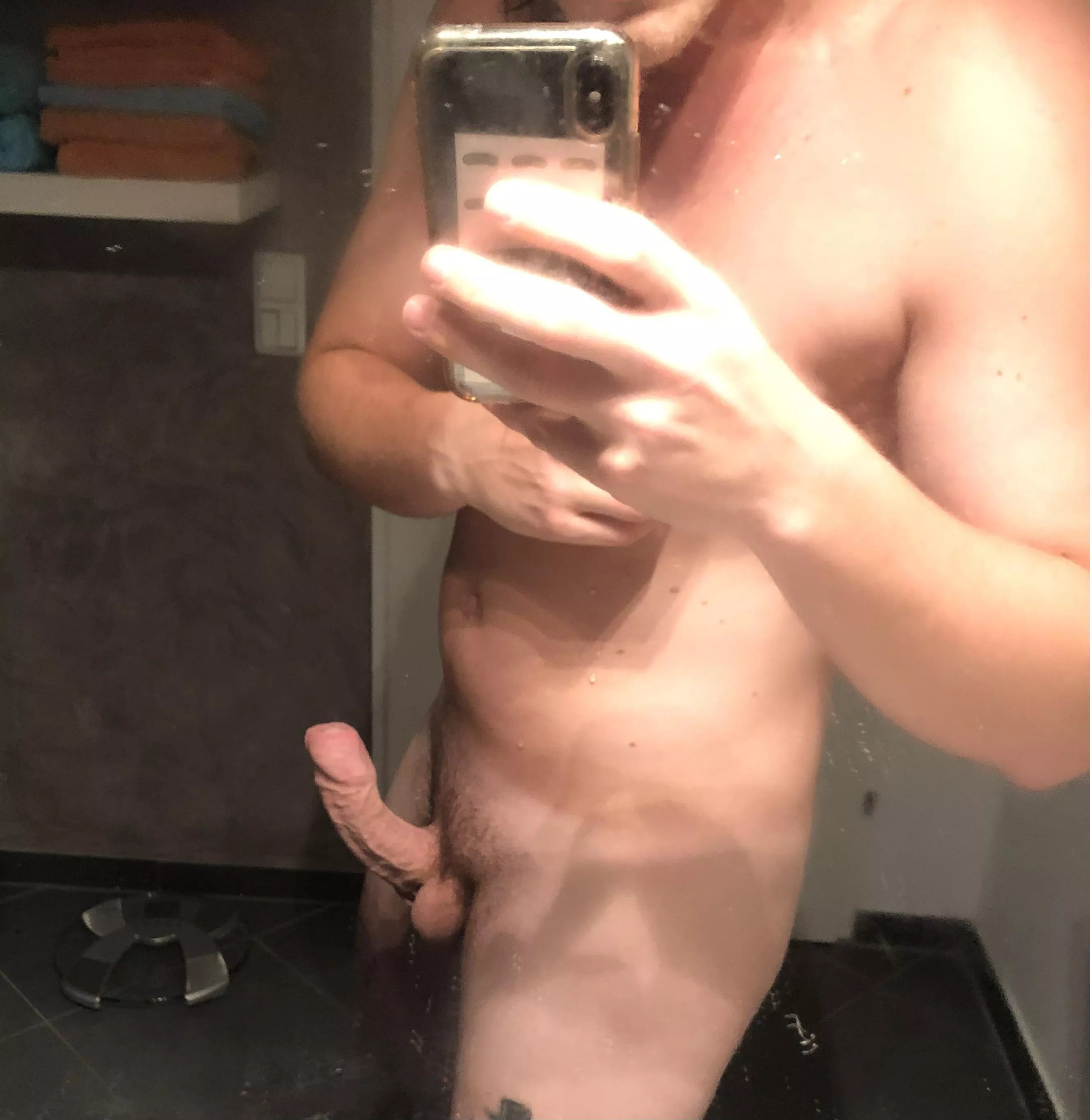 [20] Horny