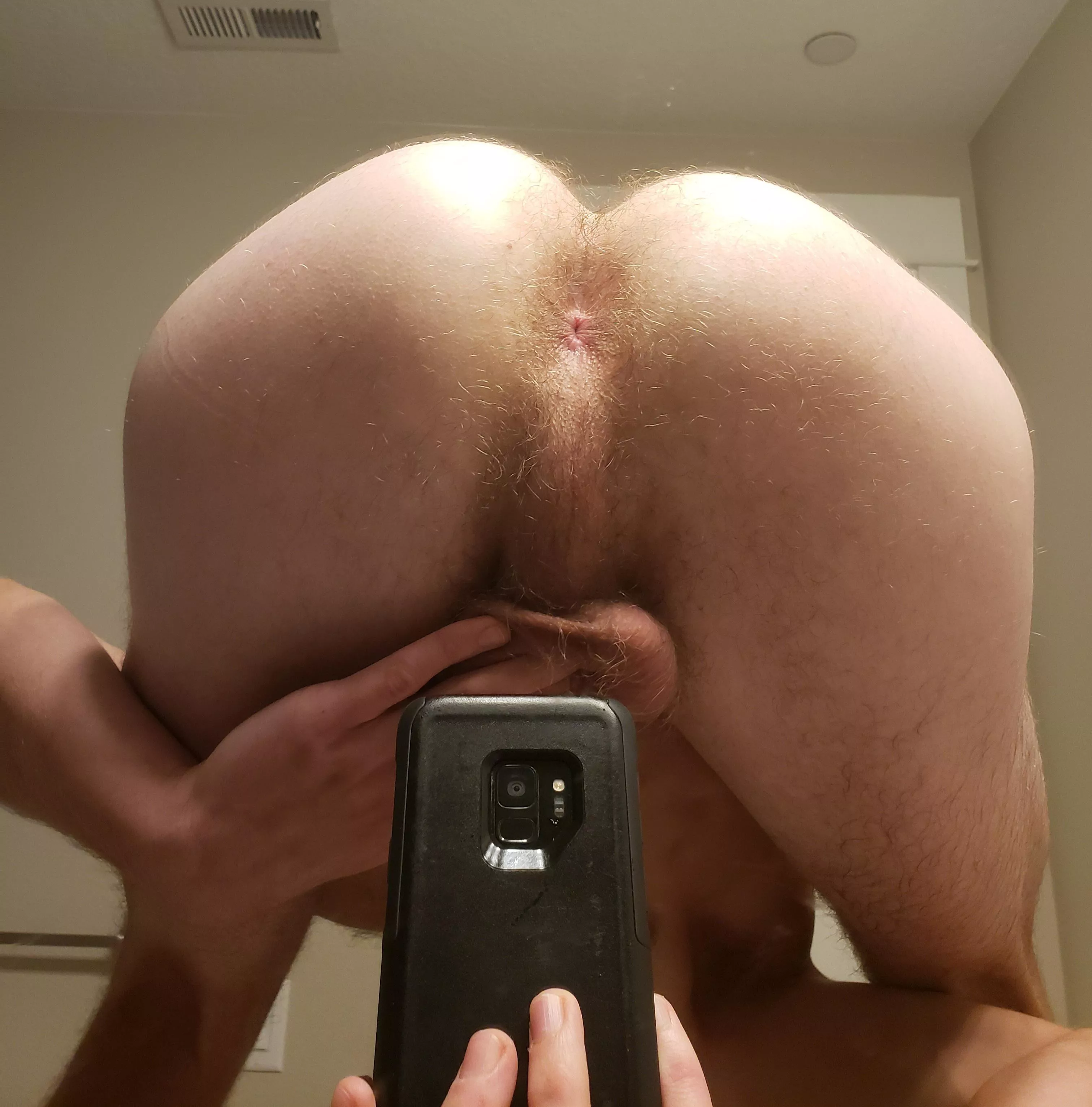 [20] I think my butthole is cute