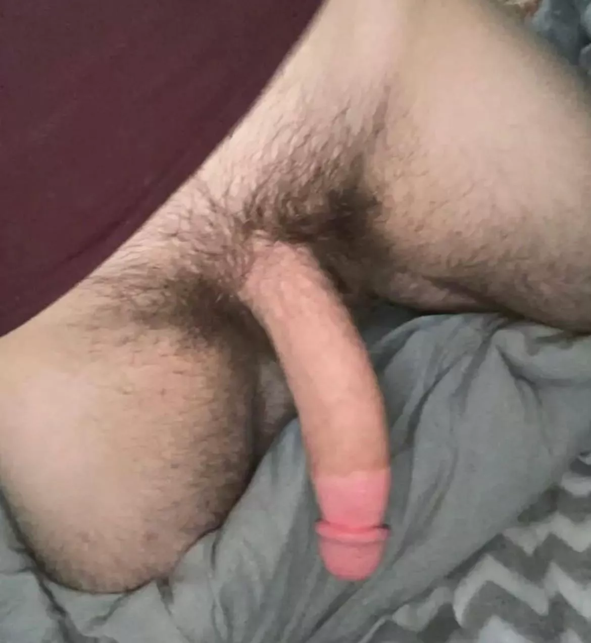 (20) lookin for bros to chill with. DM me